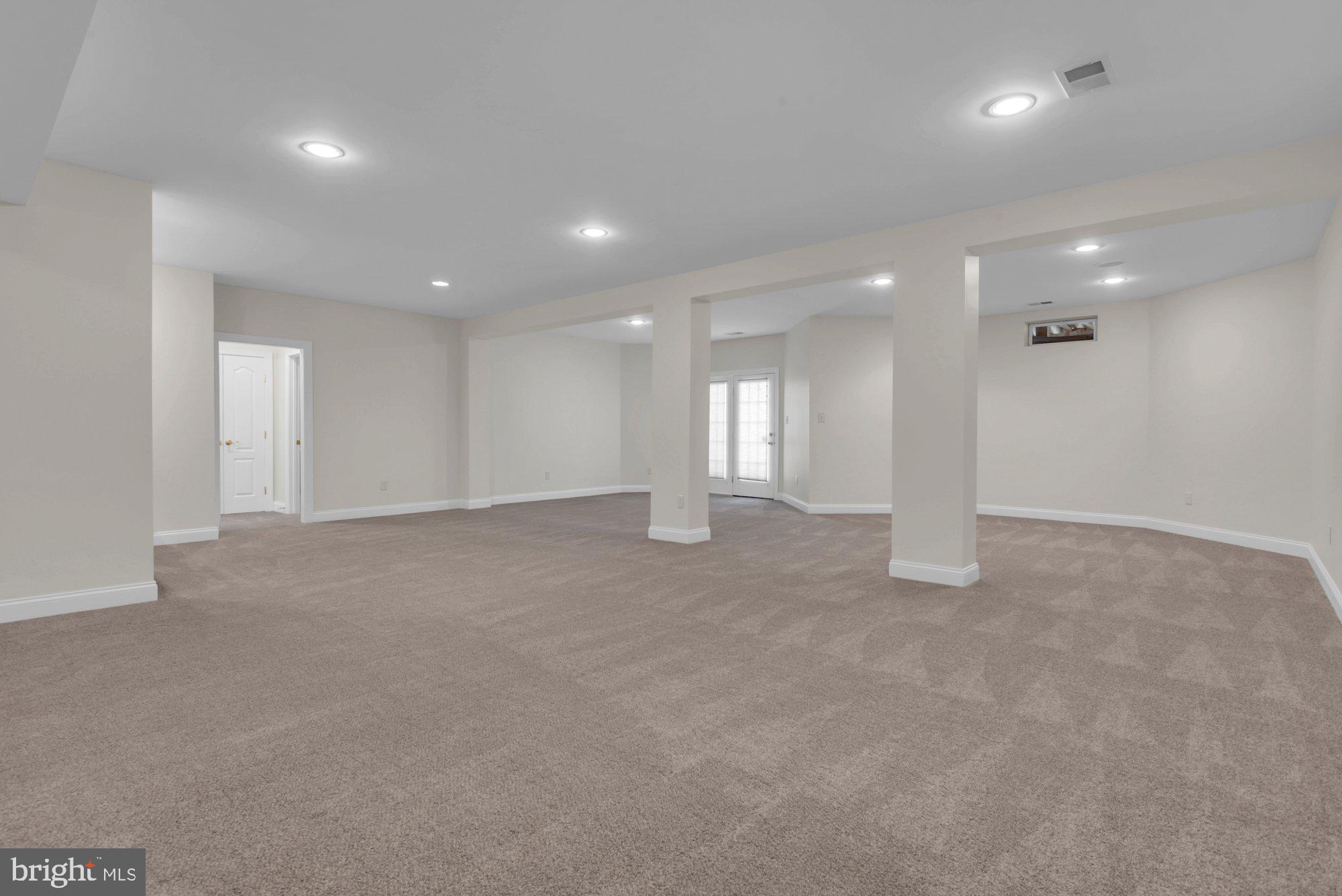 BROAD CREEK LANDING - Residential