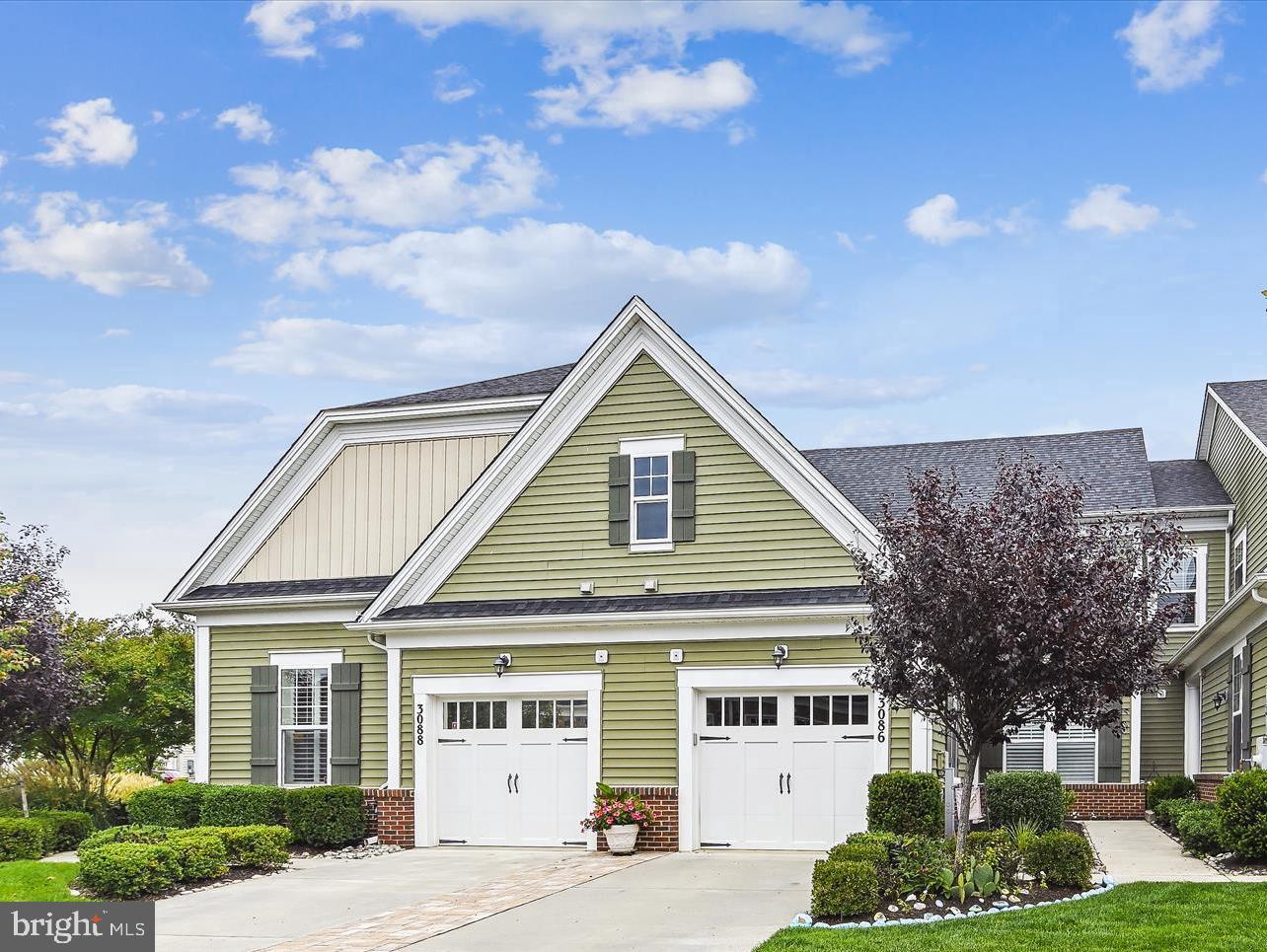 TWO RIVERS - Residential