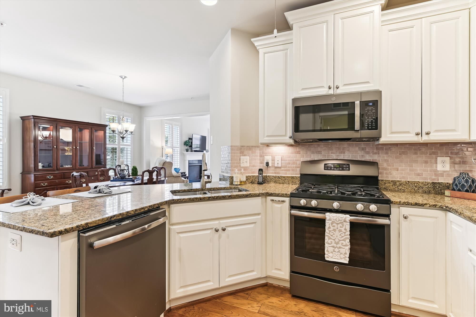 TWO RIVERS - Residential