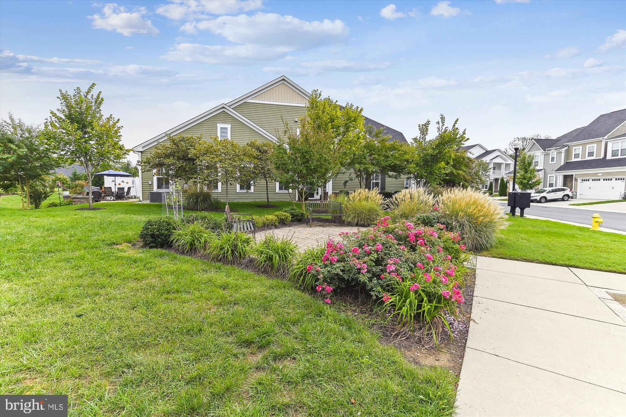 TWO RIVERS - Residential