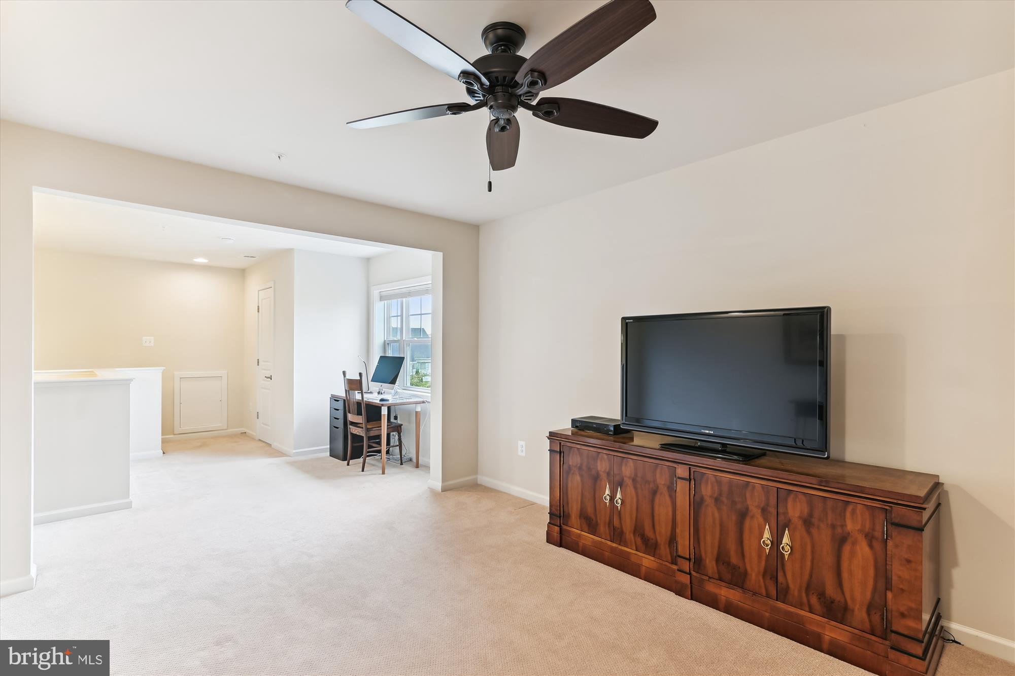 TWO RIVERS - Residential