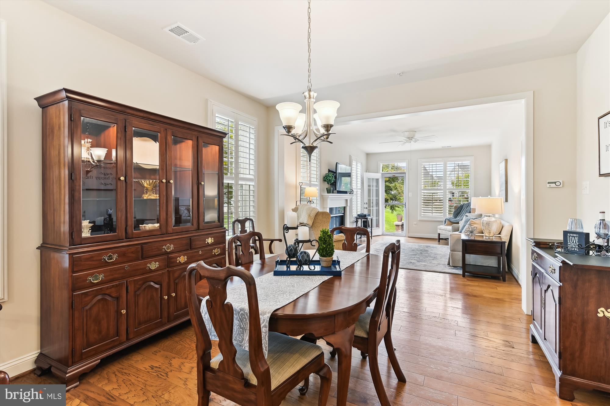 TWO RIVERS - Residential