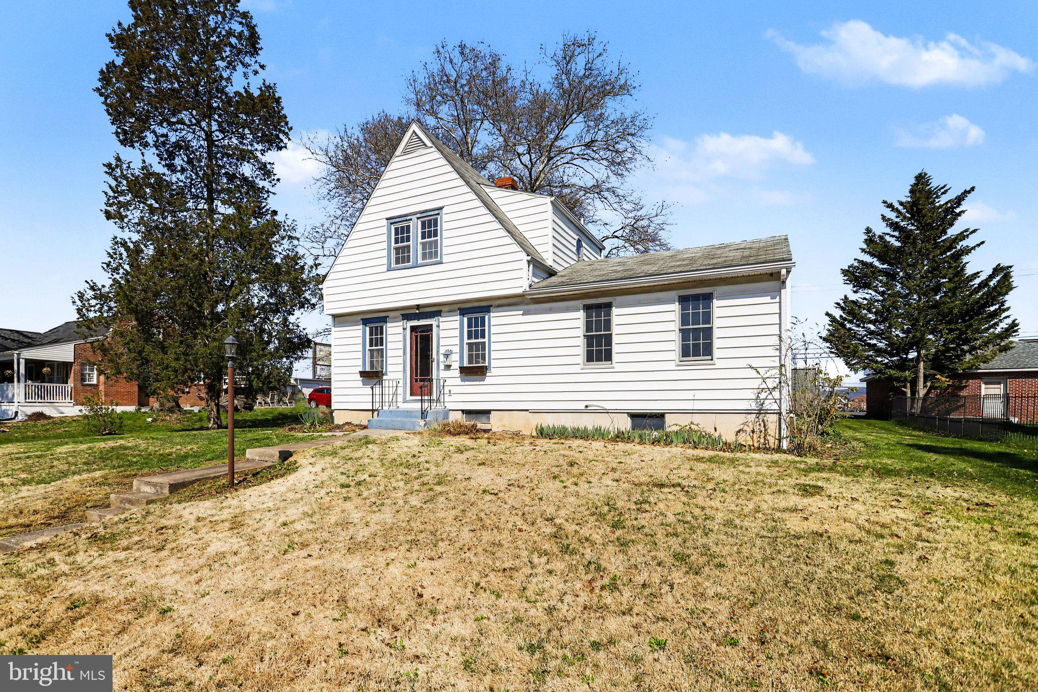 COLONIAL PARK - Residential