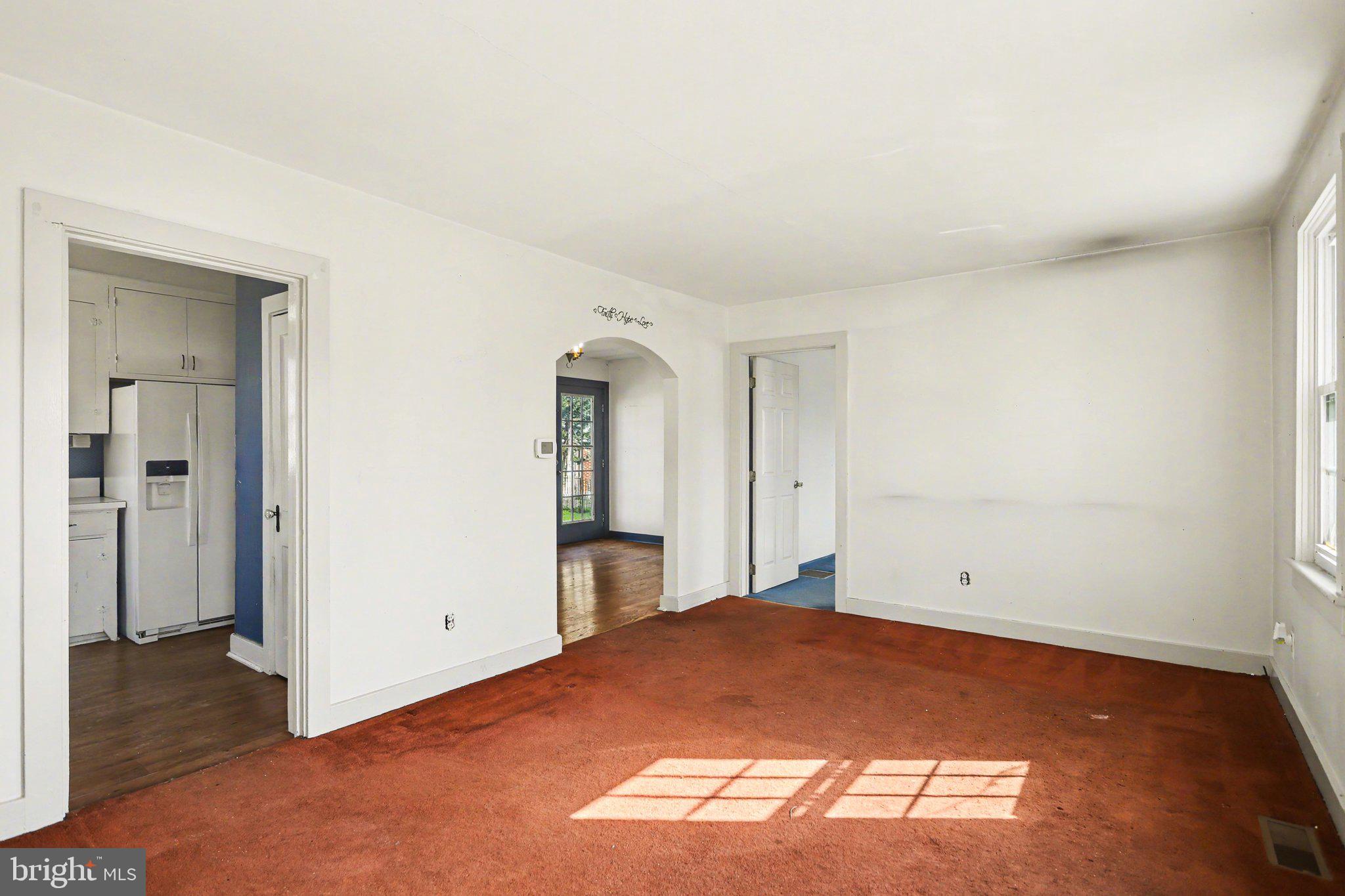 COLONIAL PARK - Residential