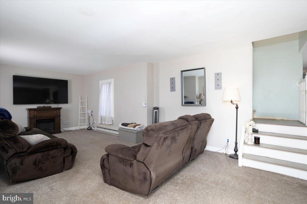 MILLINGTON - Residential