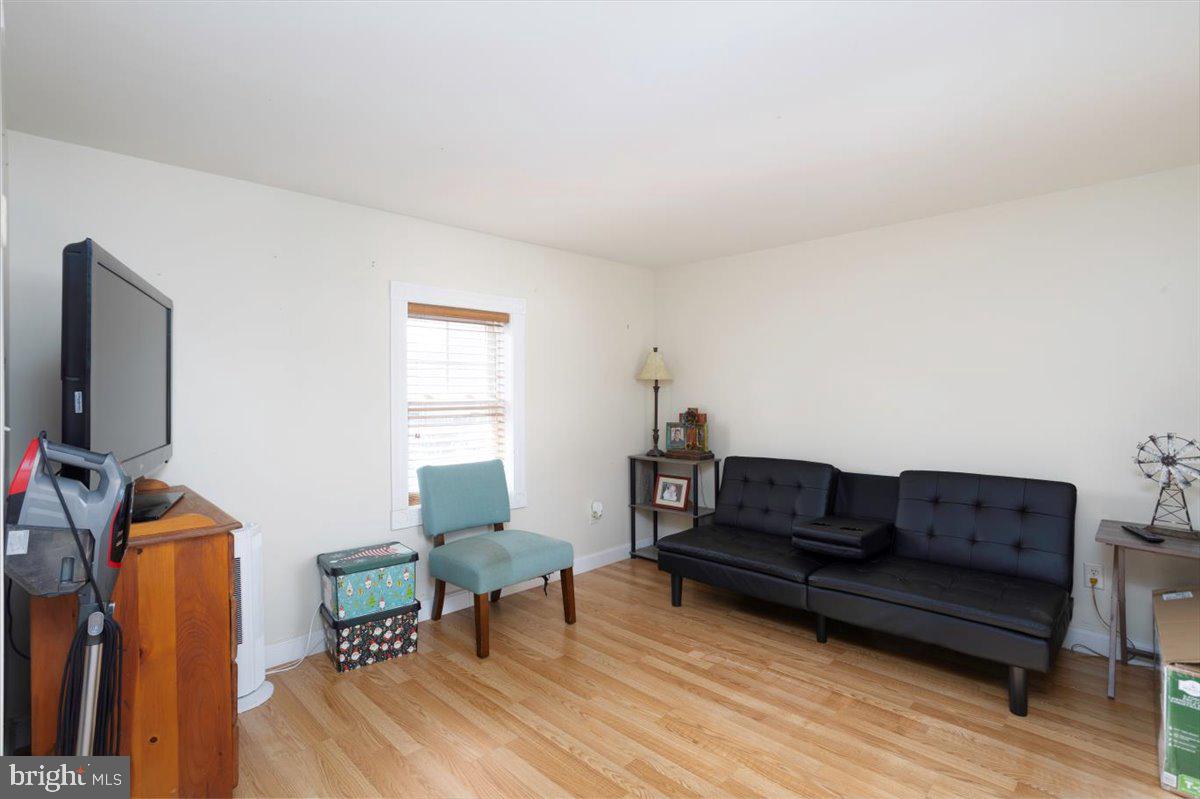 MILLINGTON - Residential