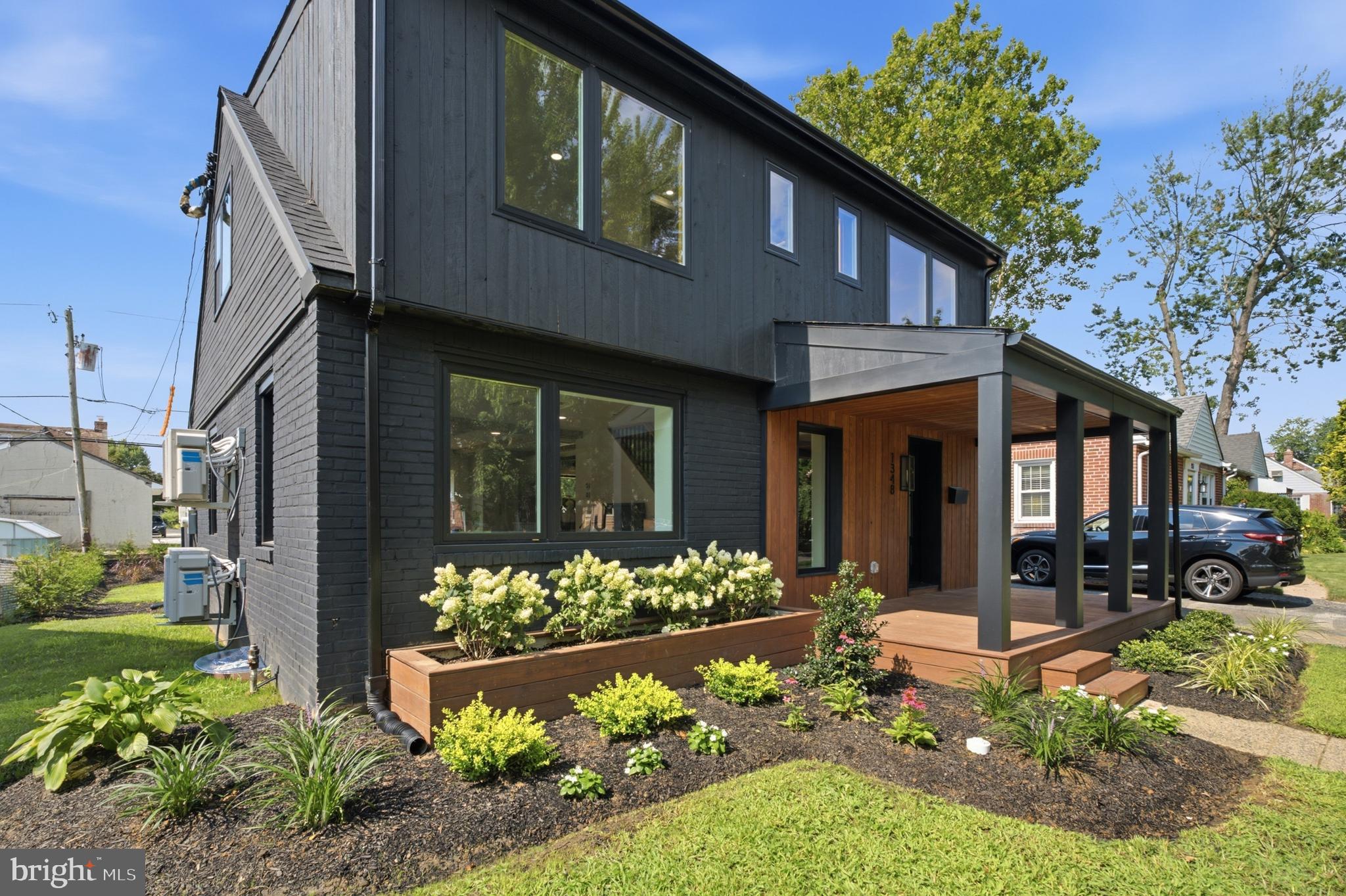 1348 HARRINGTON ROAD