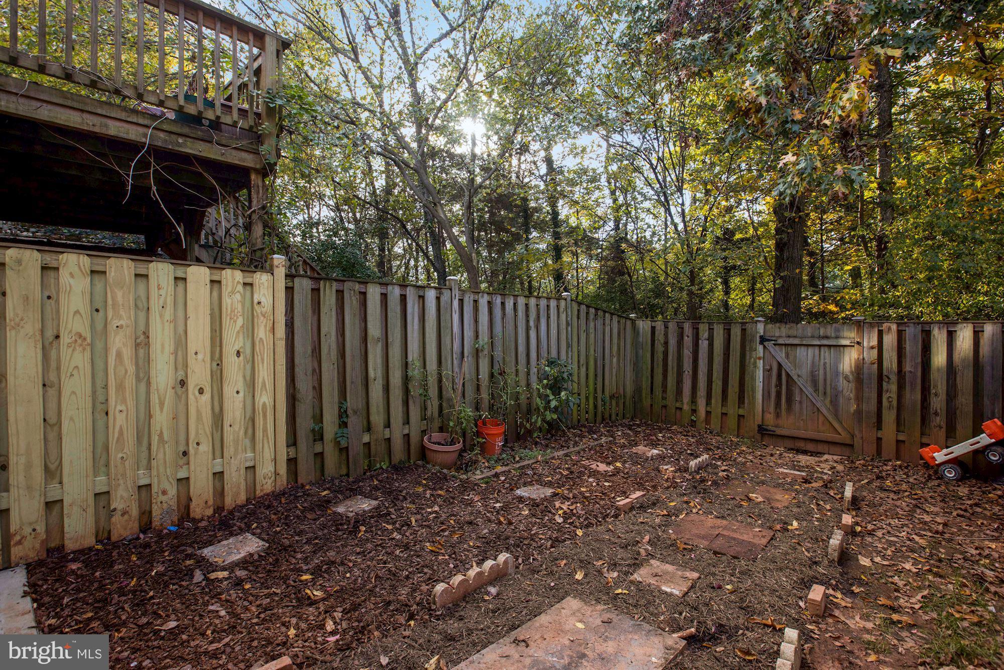 COUNTRYSIDE - Residential