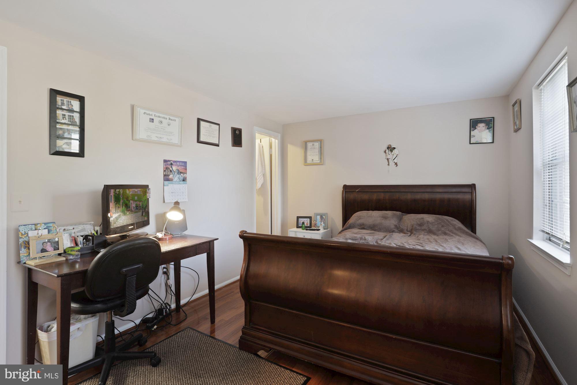 COUNTRYSIDE - Residential