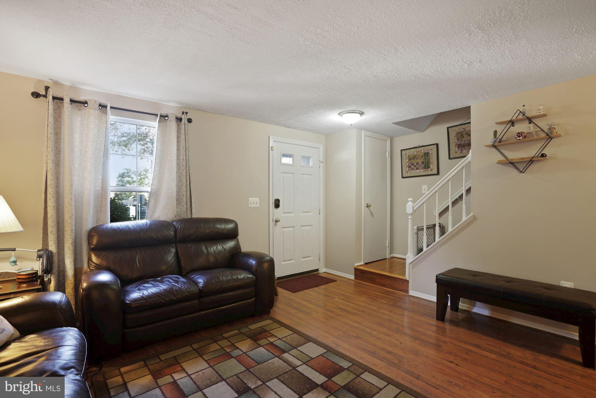 COUNTRYSIDE - Residential