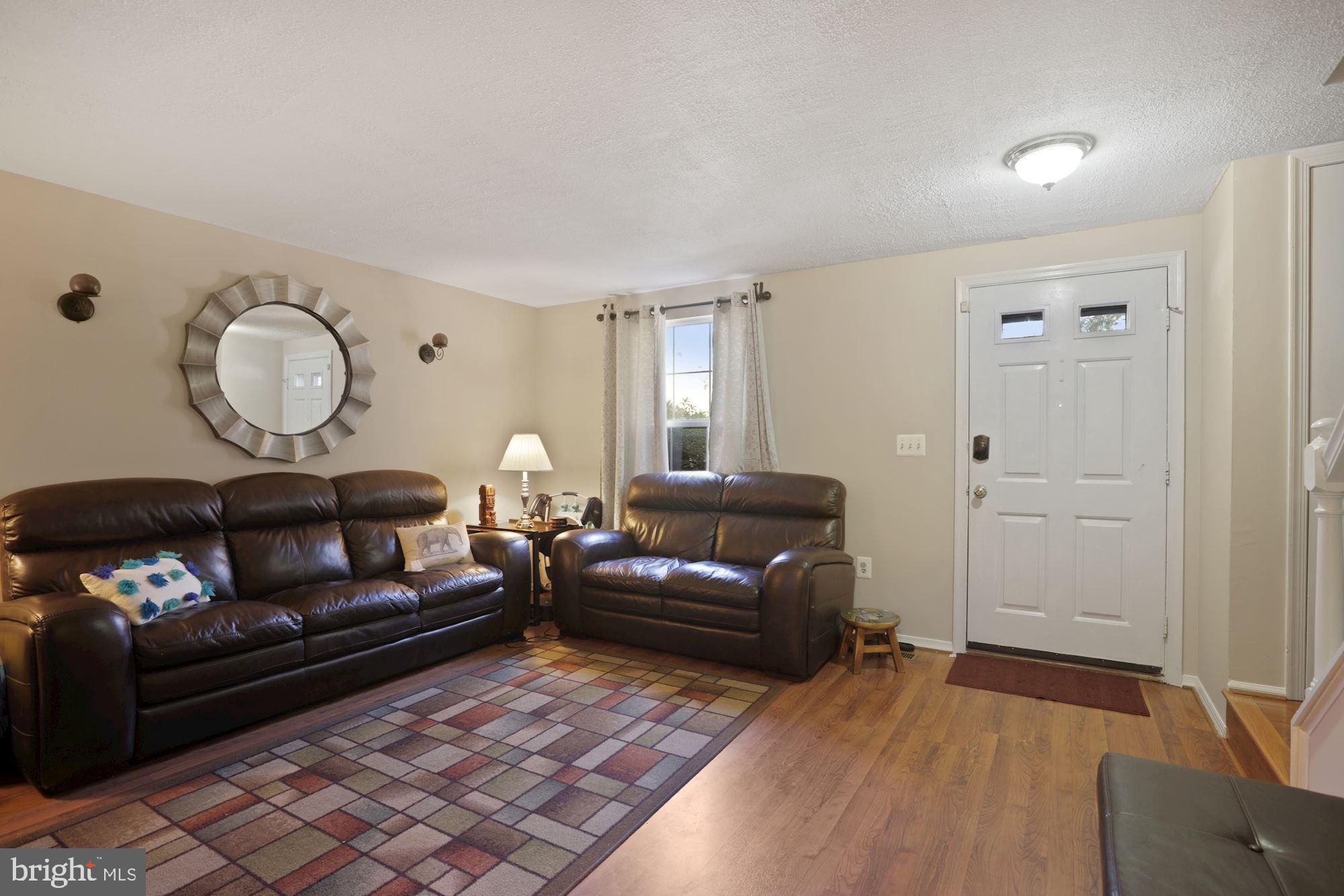 COUNTRYSIDE - Residential