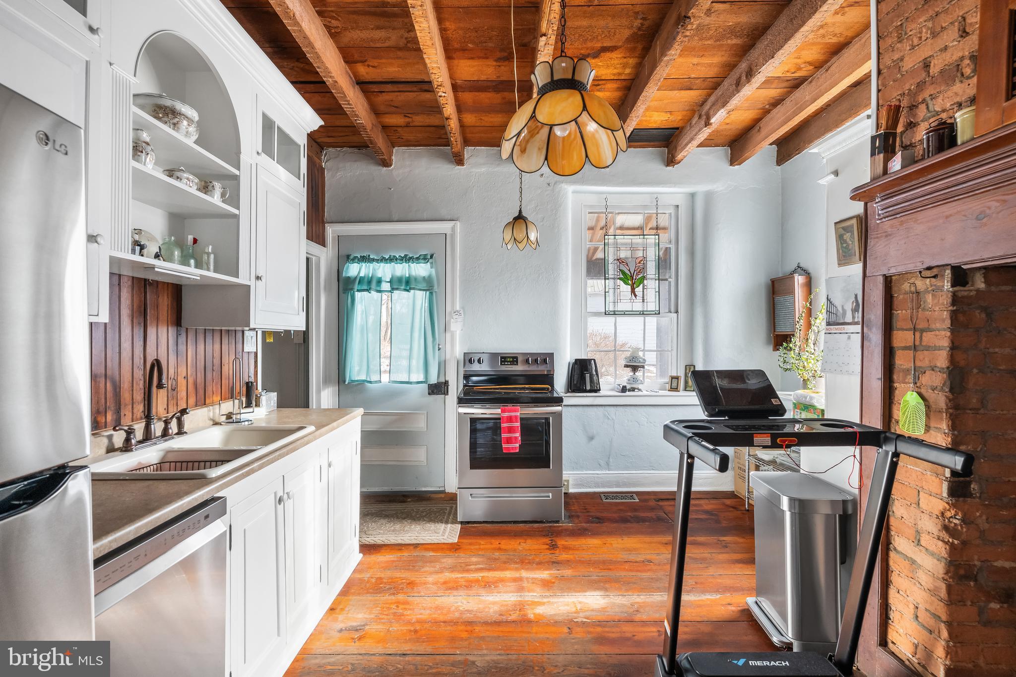 SILVER CREEK ESTAT - Residential