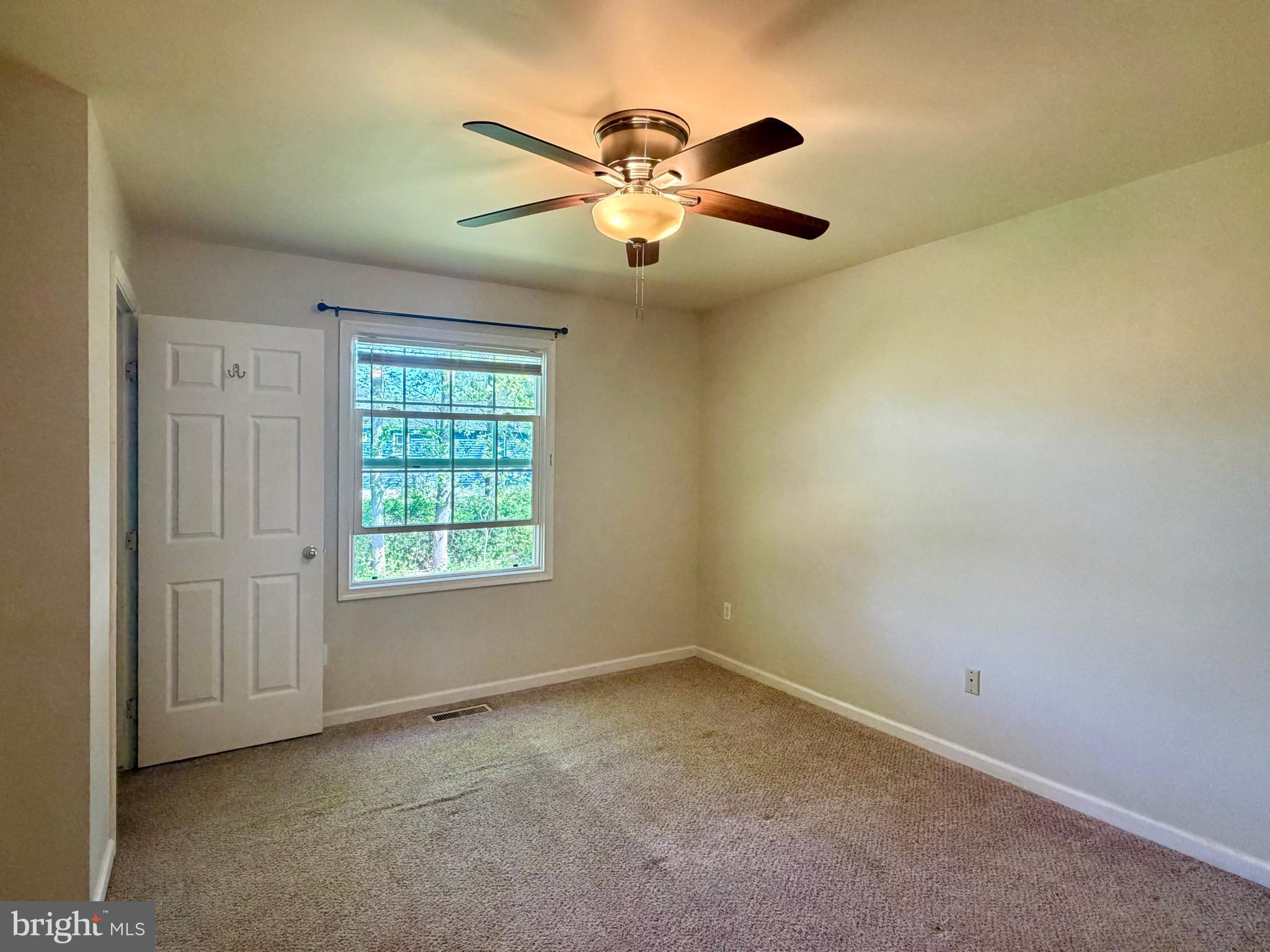 WRANGLE HILL ESTATES - Residential