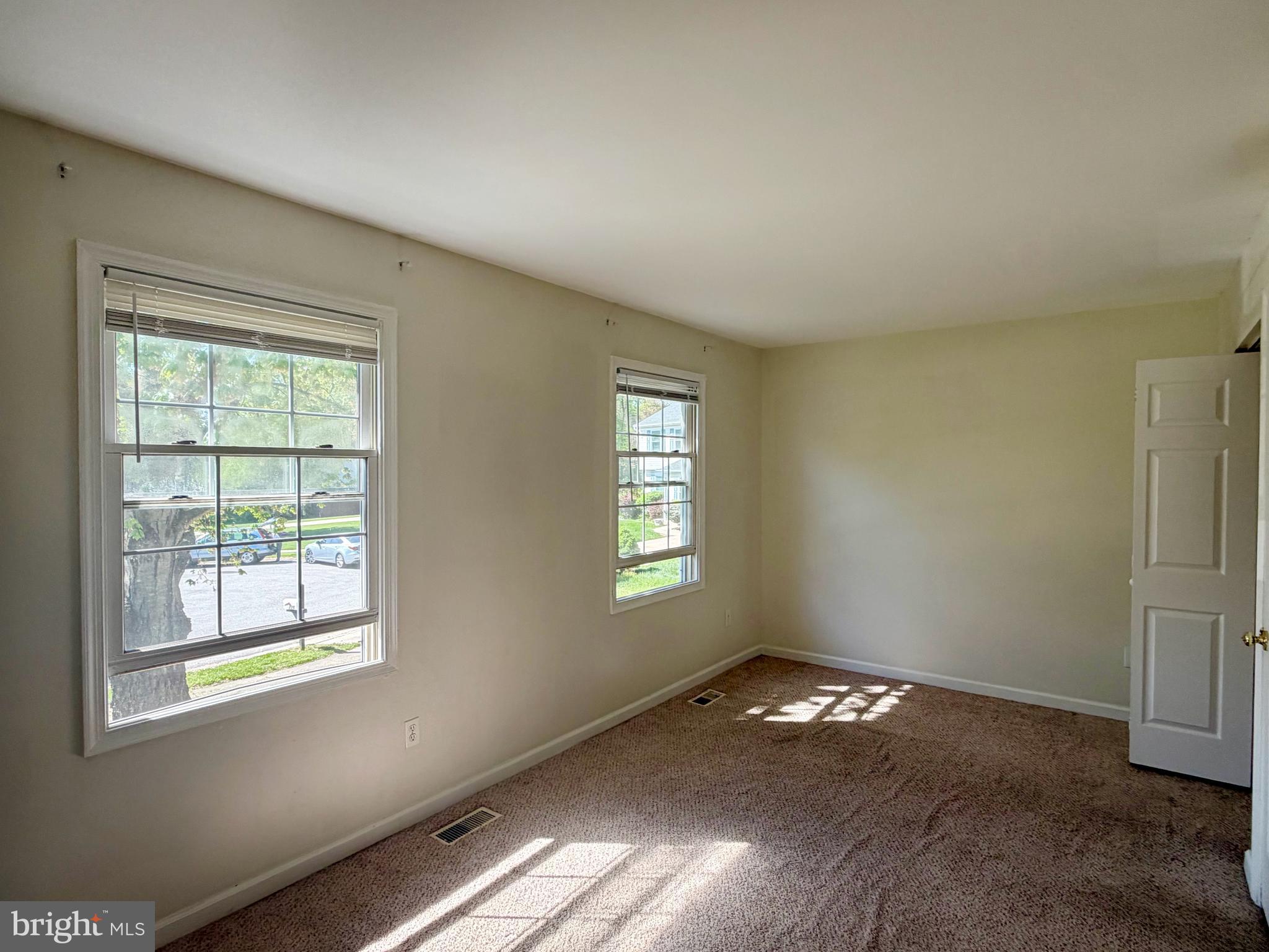 WRANGLE HILL ESTATES - Residential