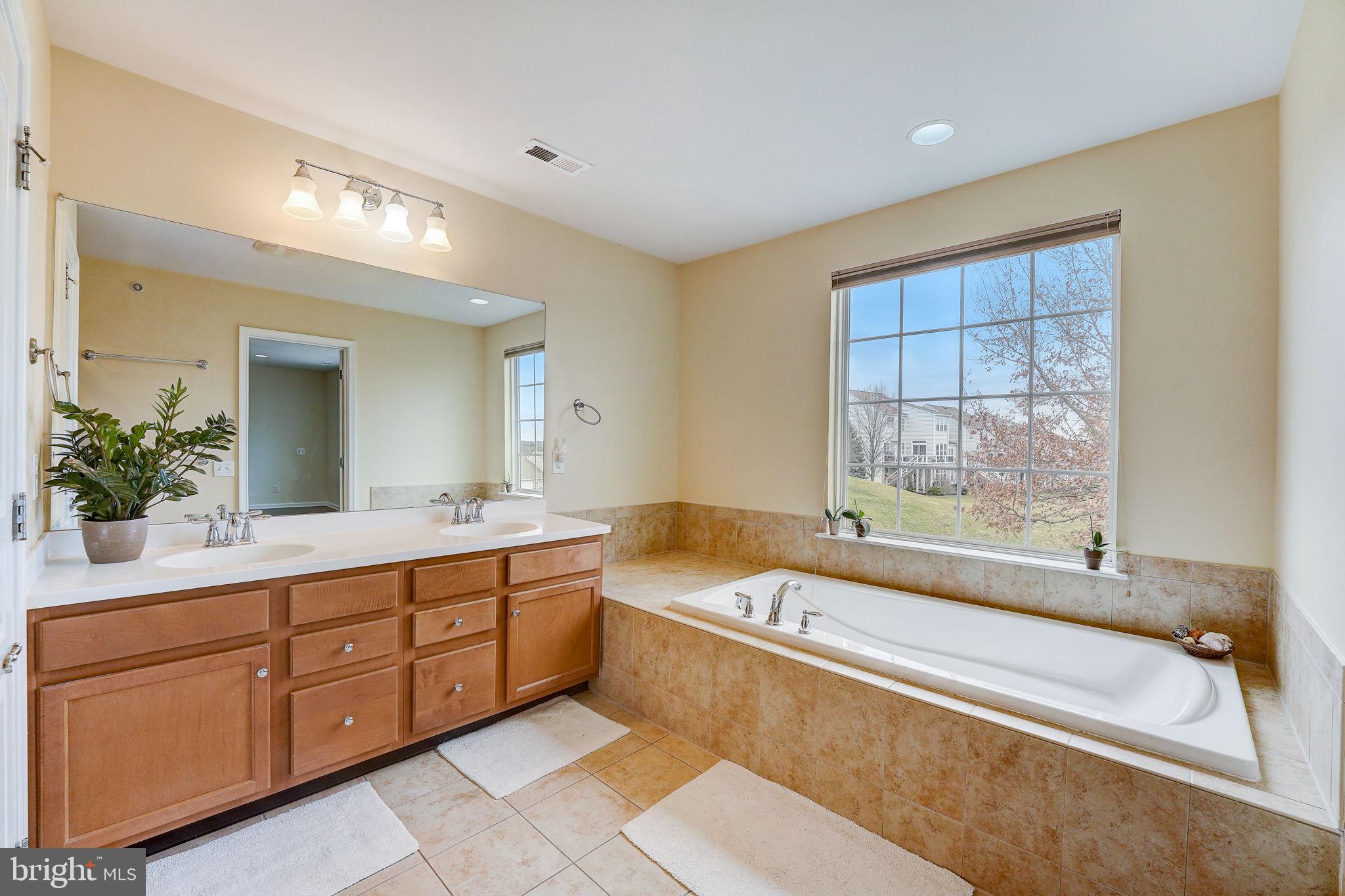 APPLECROSS - Residential