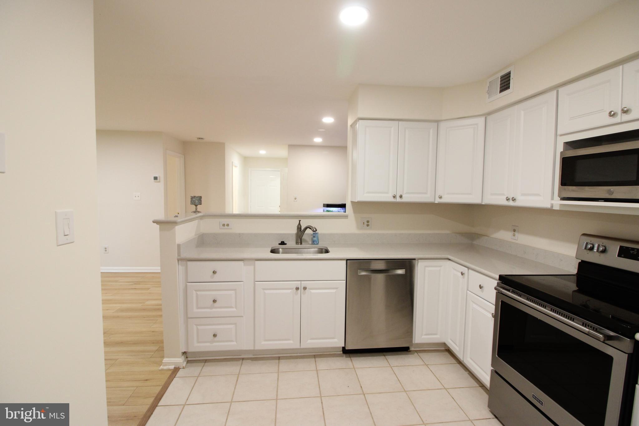 BRISTOL HOUSE - Residential