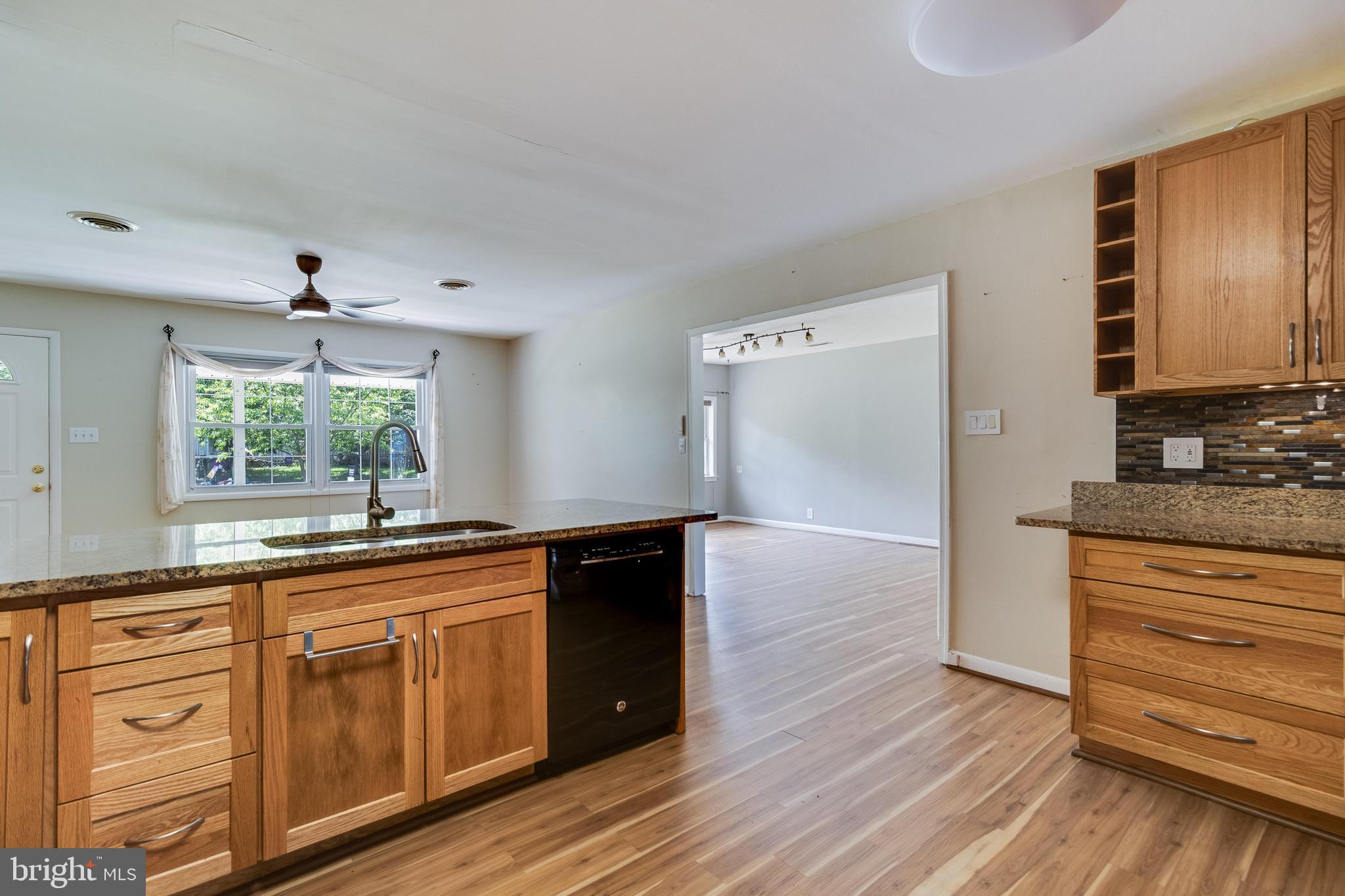 BLUFF POINT - Residential Lease