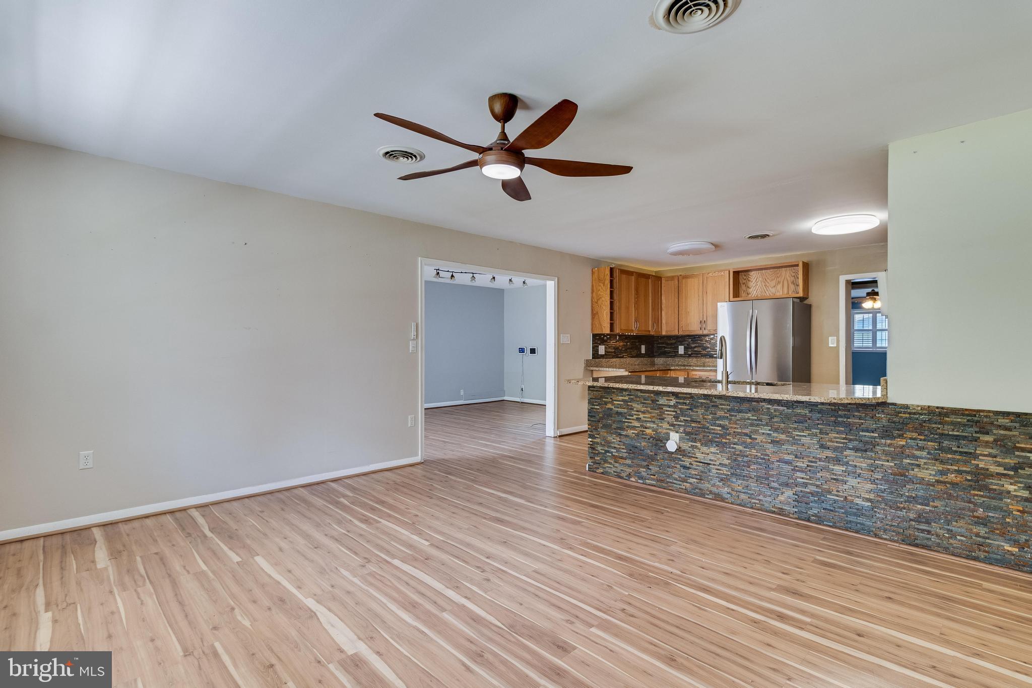 BLUFF POINT - Residential Lease