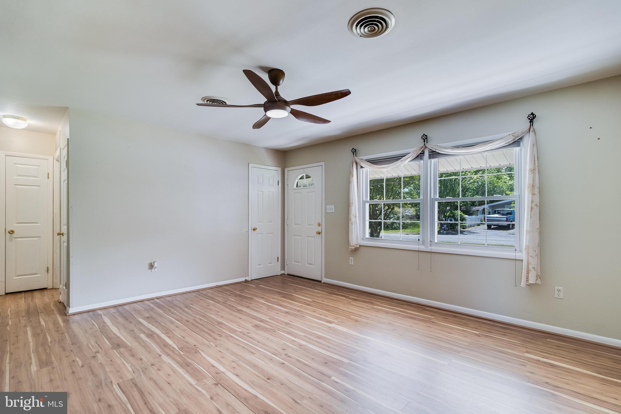 BLUFF POINT - Residential Lease