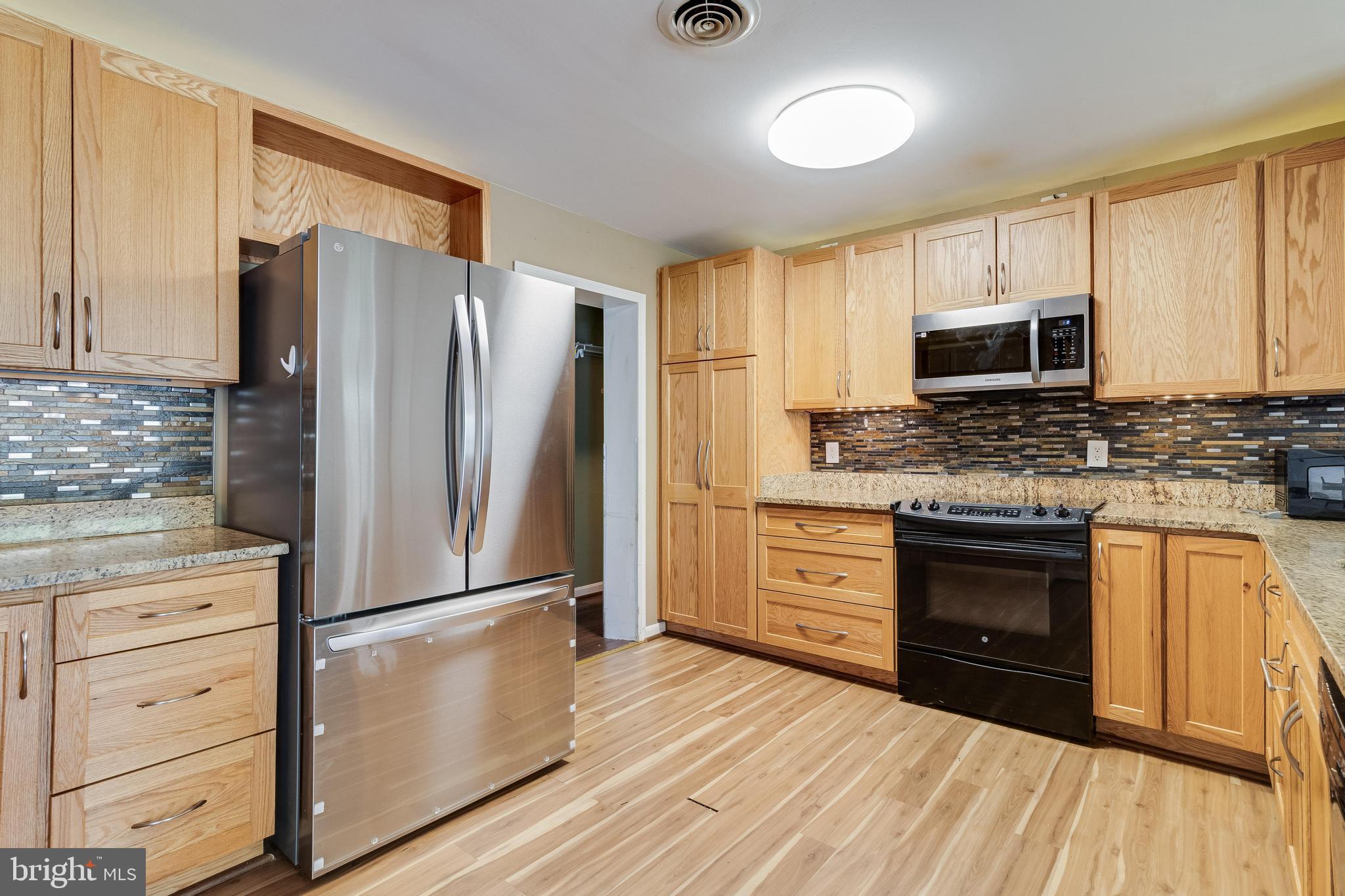 BLUFF POINT - Residential Lease