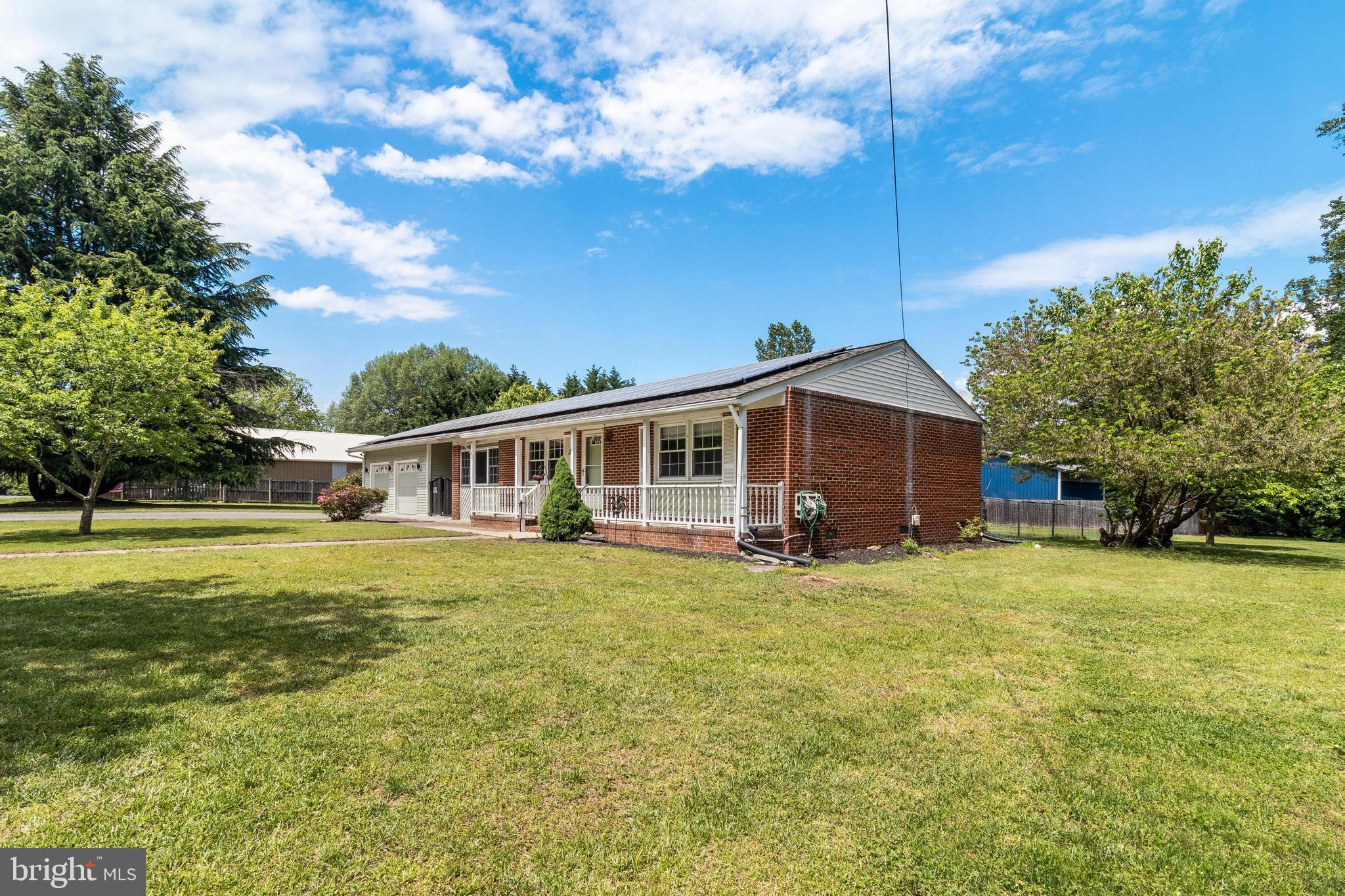 BLUFF POINT - Residential Lease