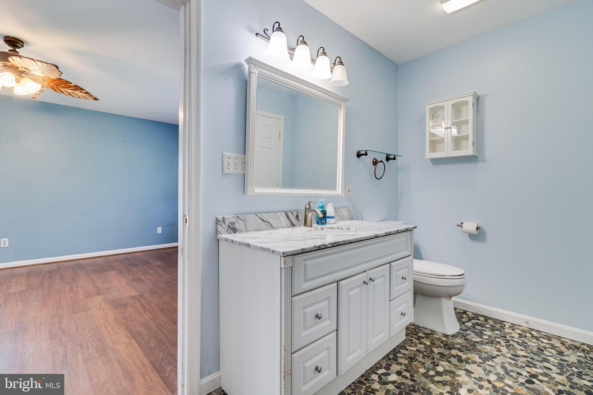 BLUFF POINT - Residential Lease