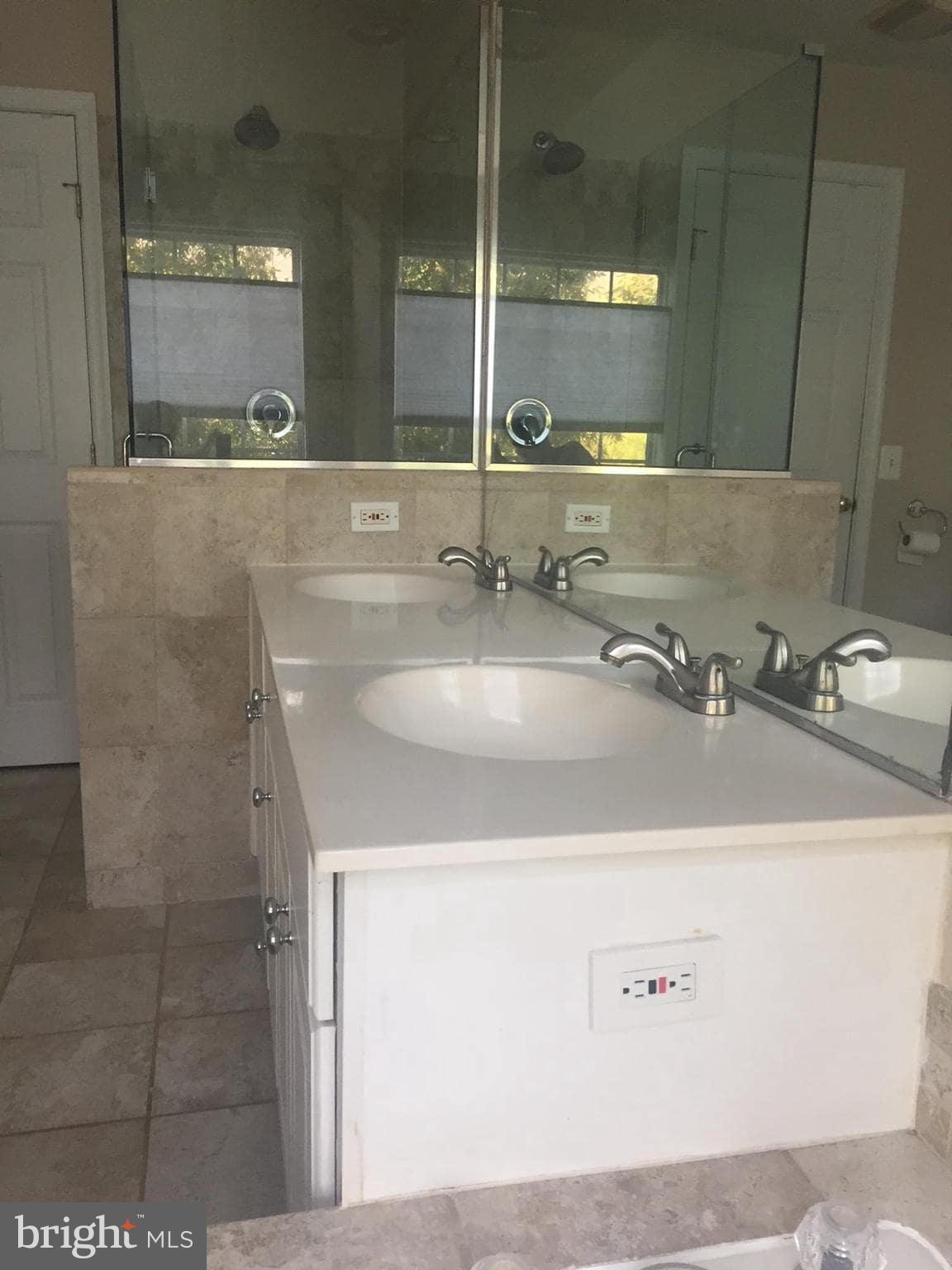 STONEGATE AT HIGHPOINTE - Residential Lease