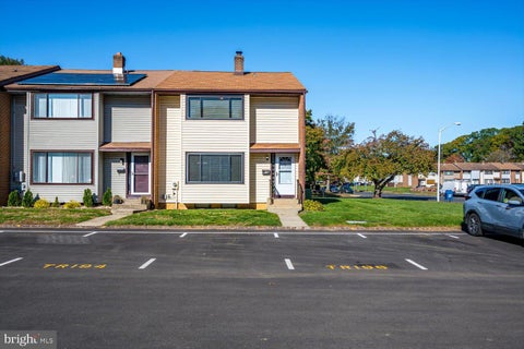 Photo of 812 Twin Rivers Drive N, EAST WINDSOR TWP, NJ 08520 (MLS # NJME2085308)