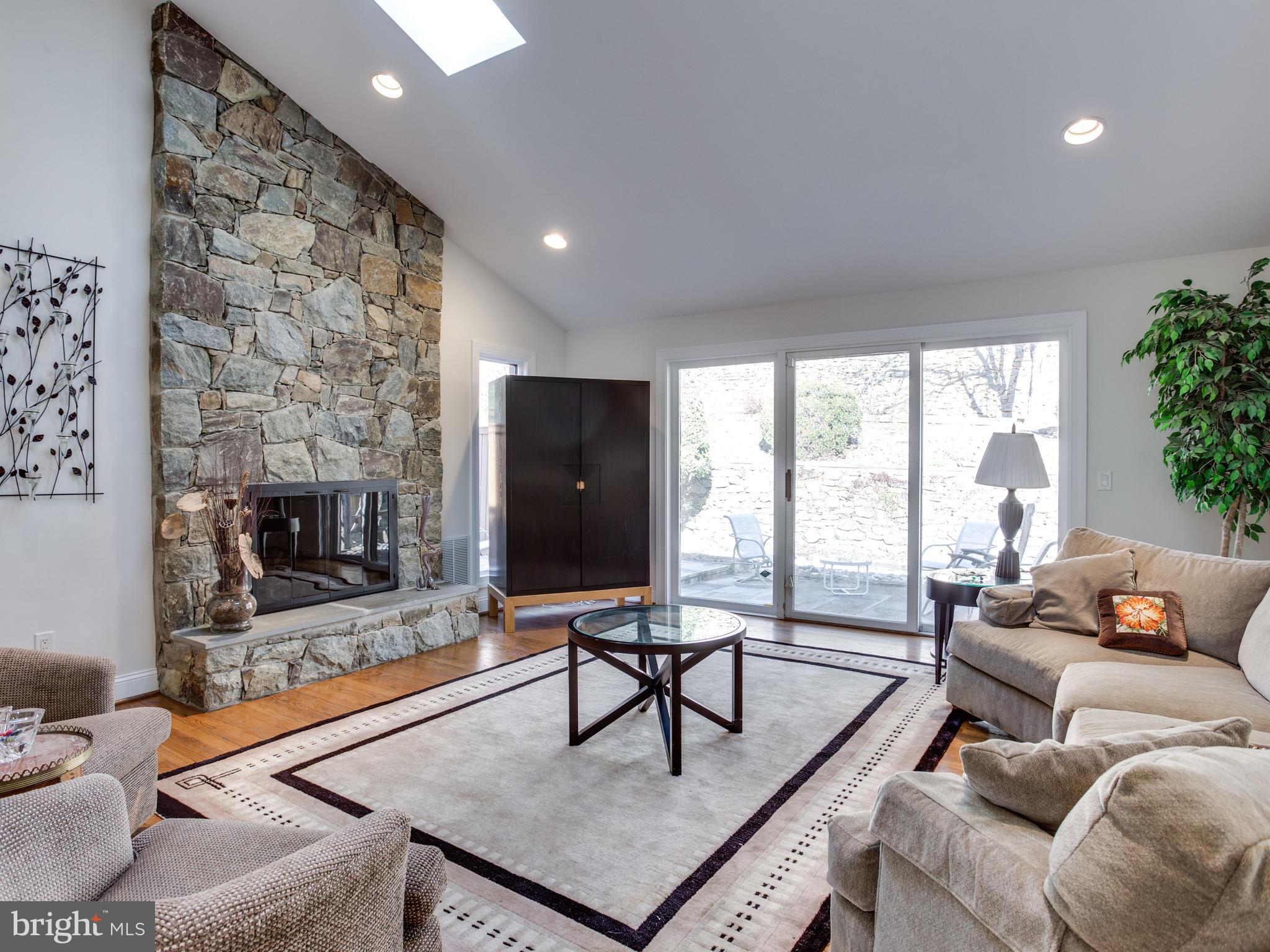 INVERNESS FOREST - Residential