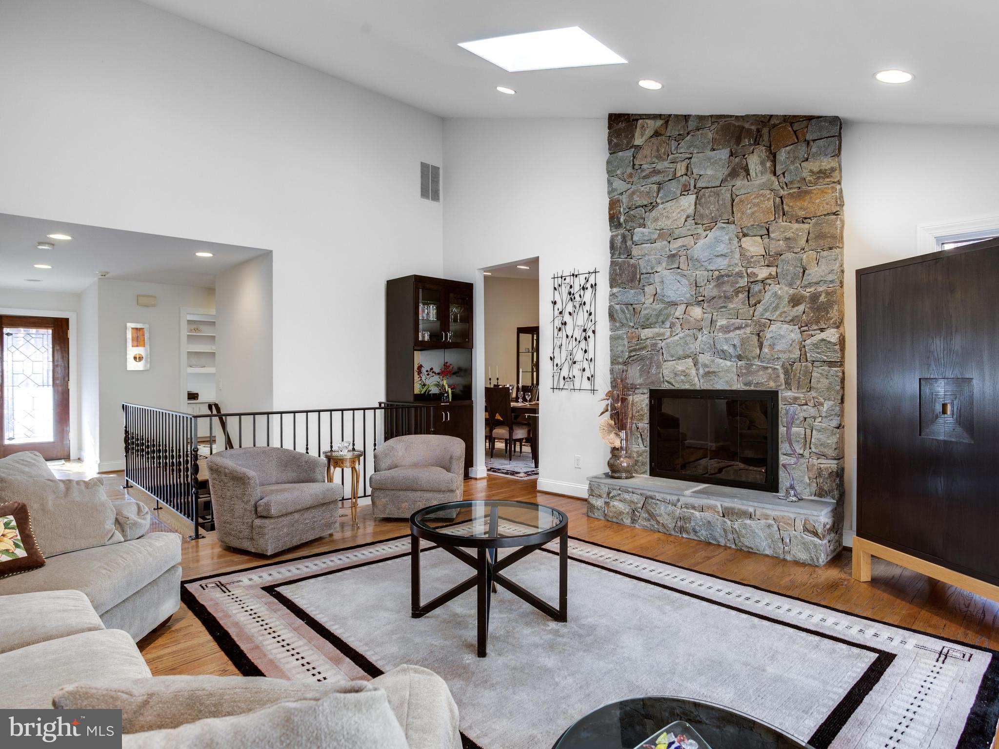 INVERNESS FOREST - Residential