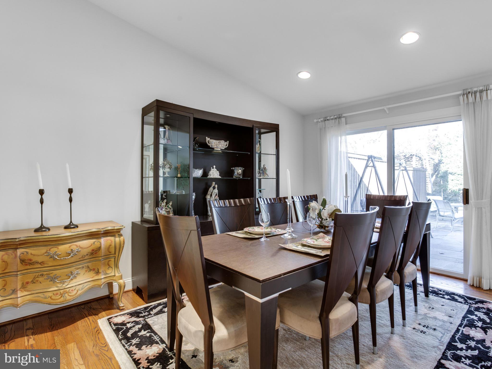 INVERNESS FOREST - Residential