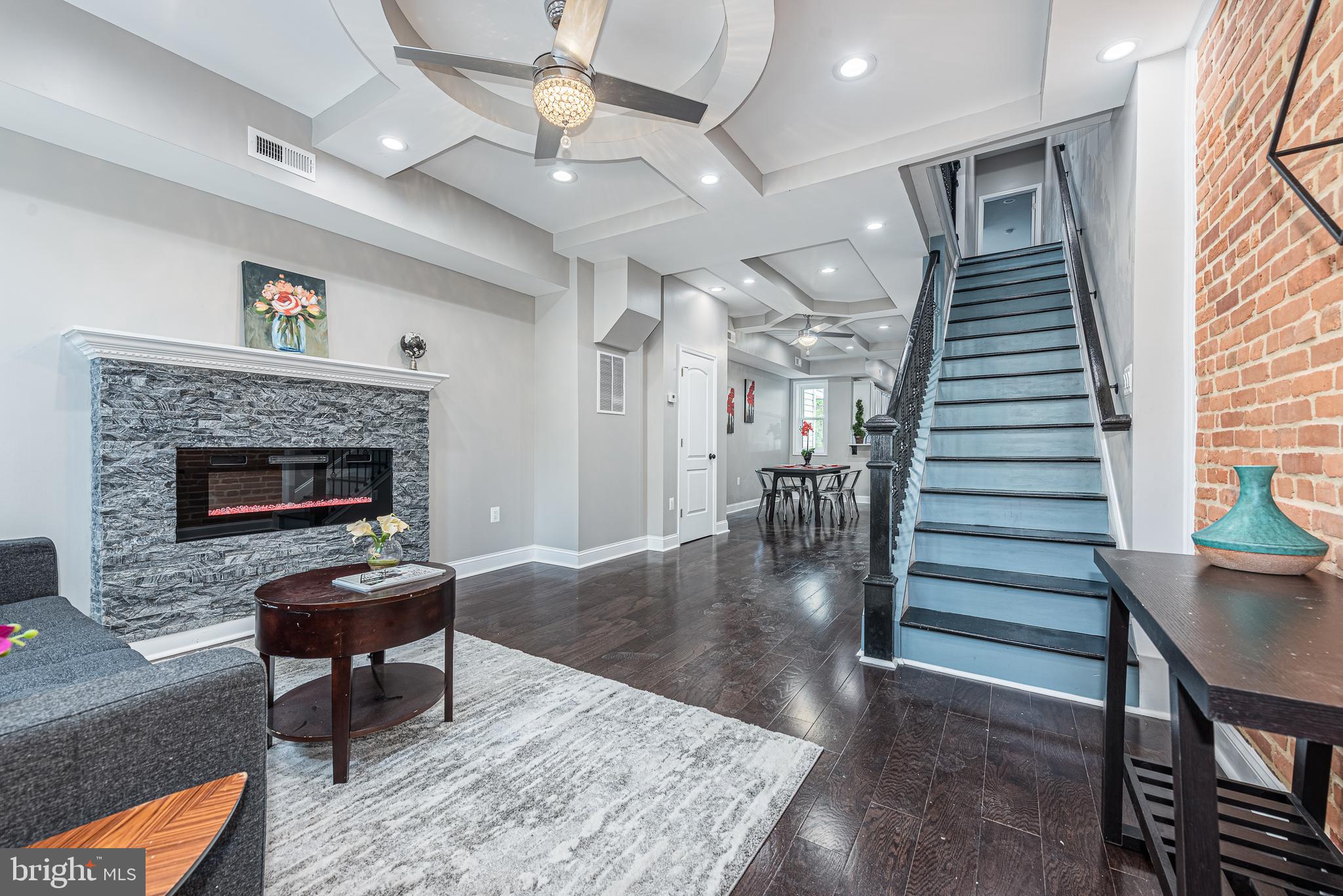 OLIVER - Residential