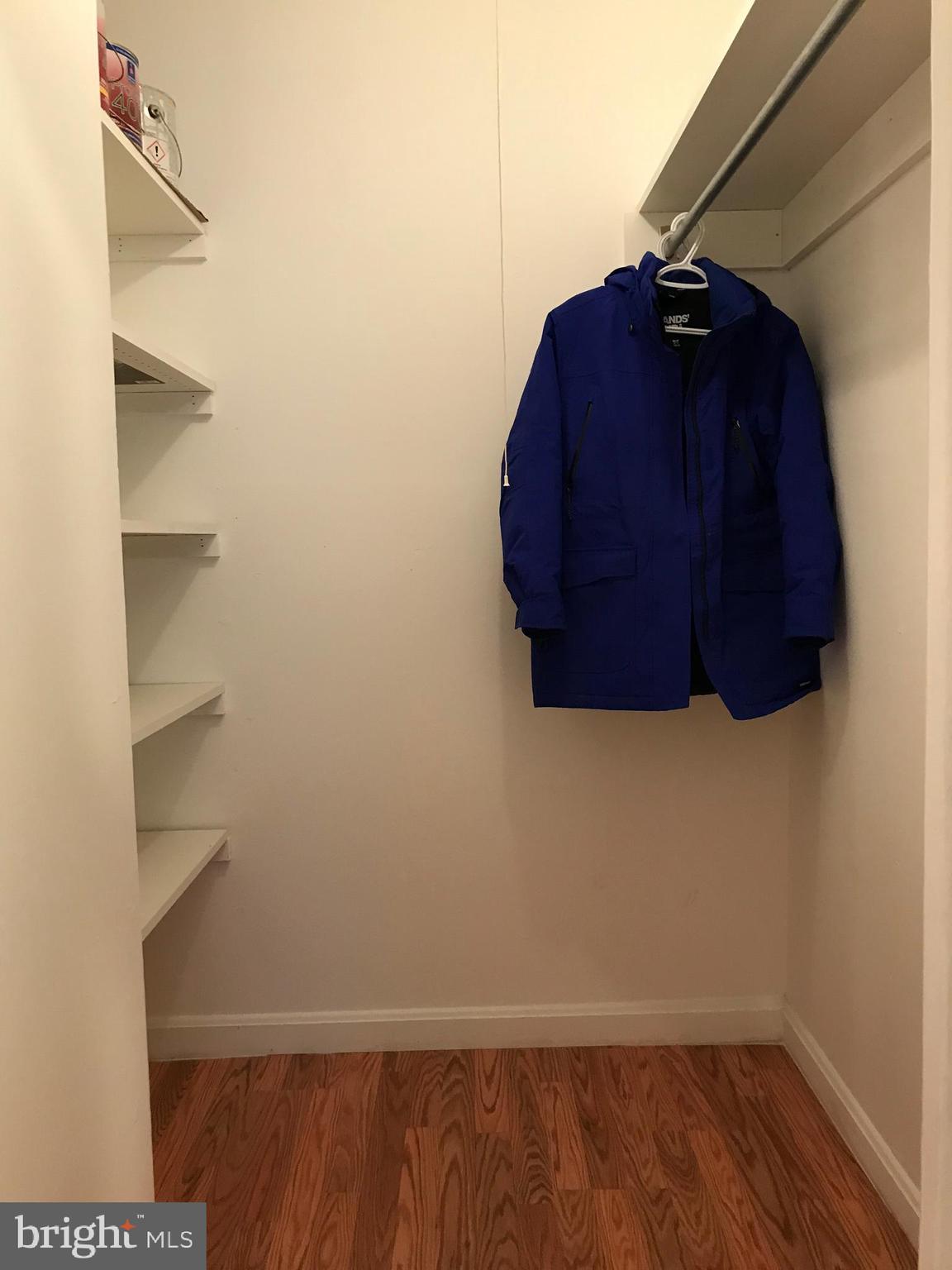 BETHESDA PARK - Residential