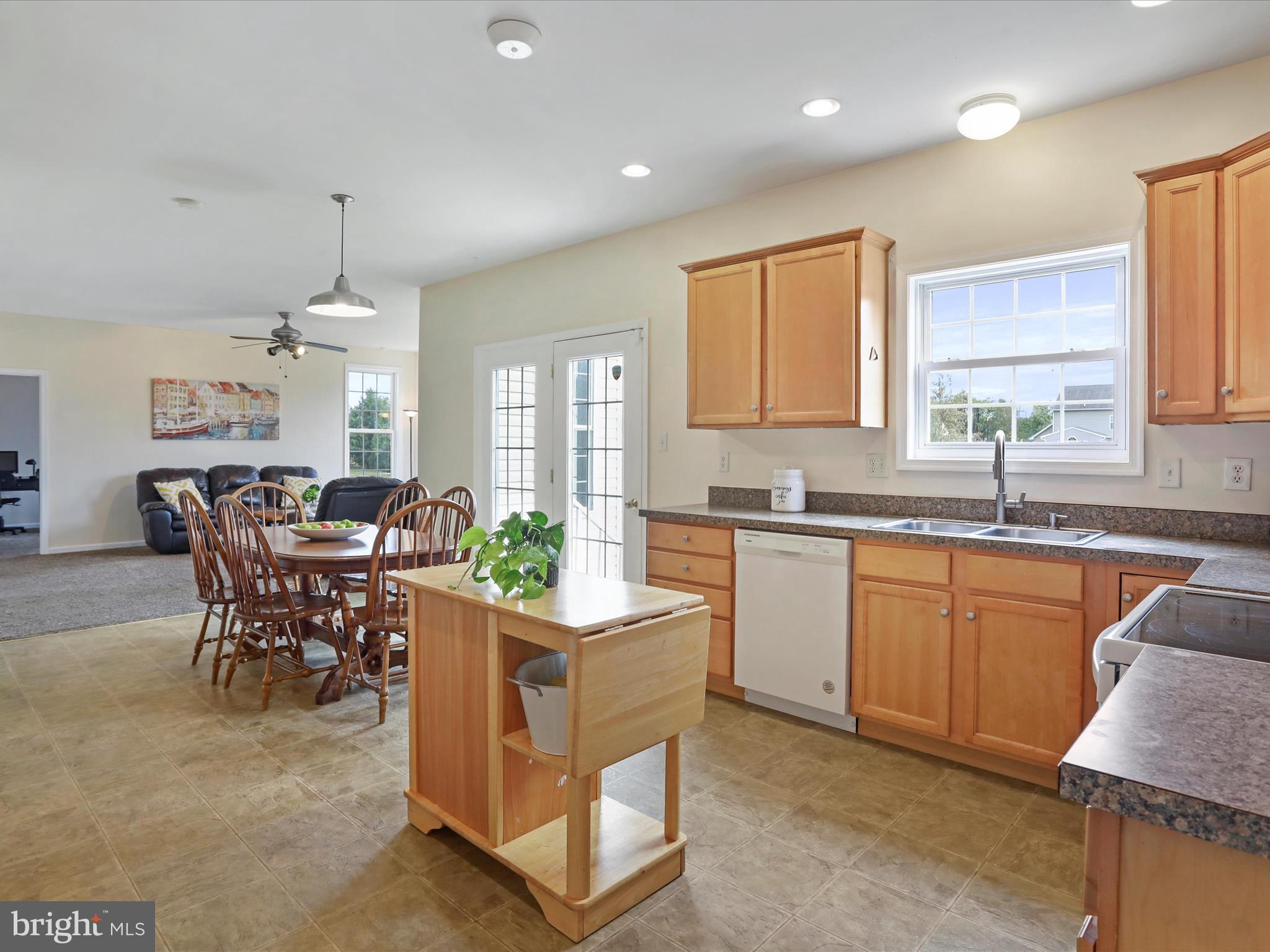 AMBERFIELD - Residential