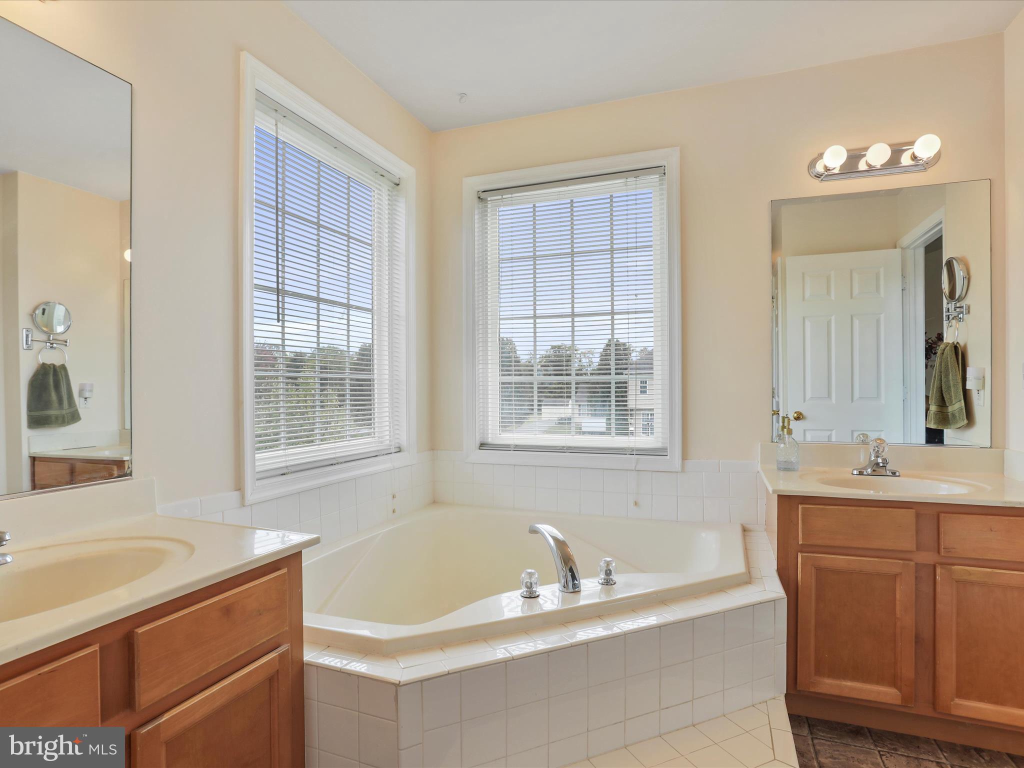 AMBERFIELD - Residential