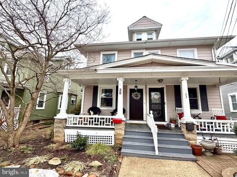 35 E HENDRICKSON AVENUE MORRISVILLE PA 19067