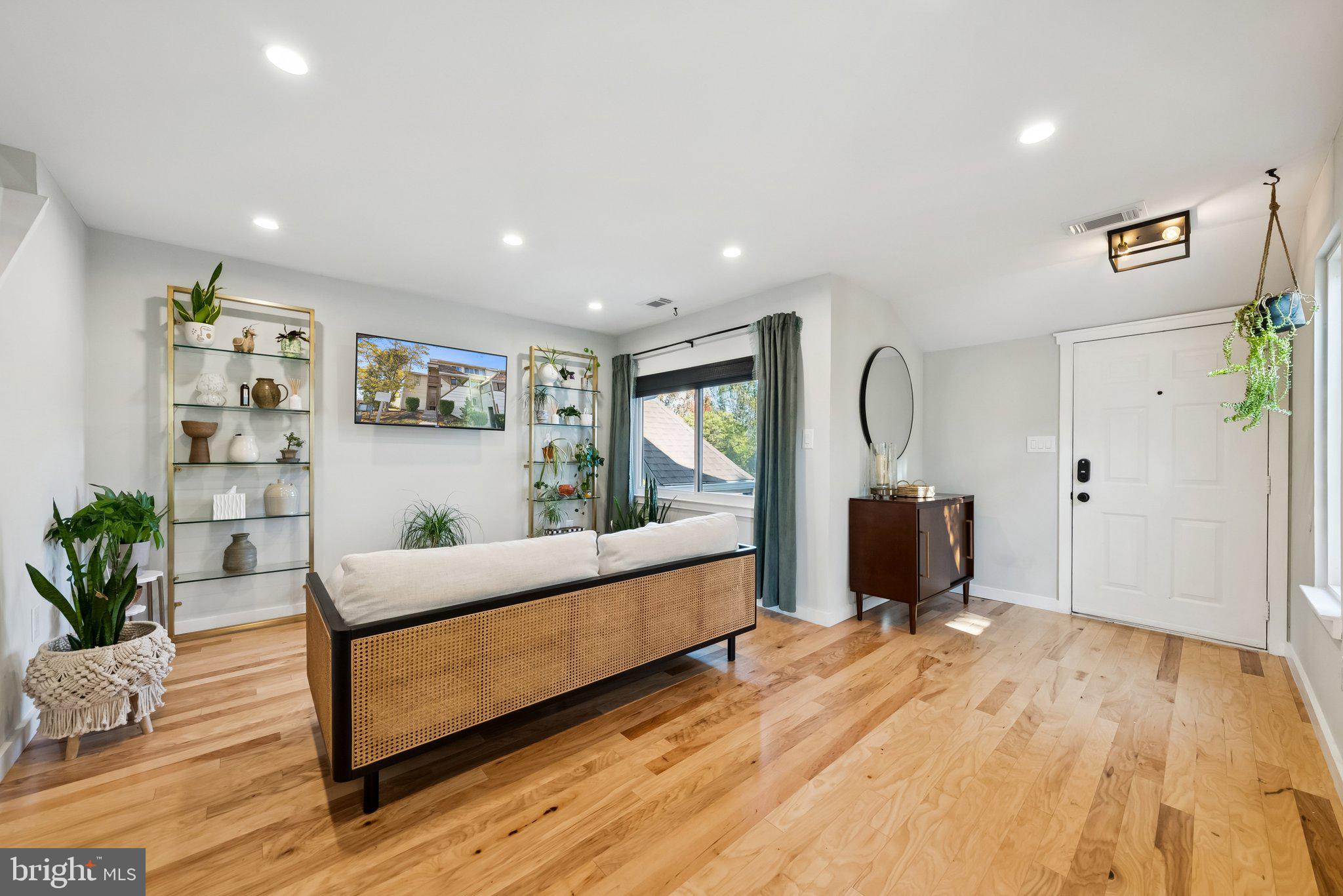 FAIR HILL - Residential