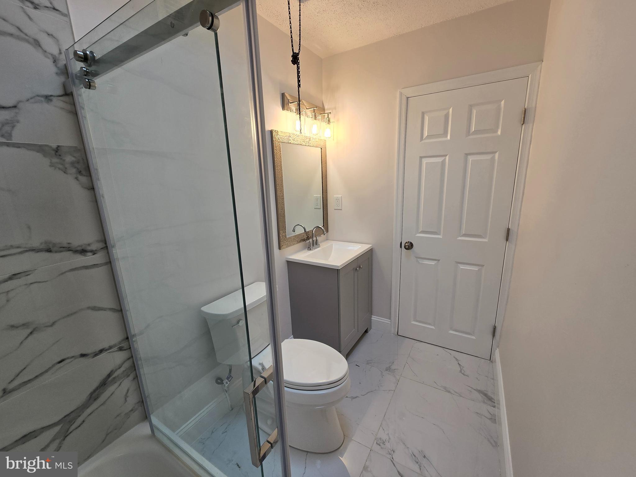 ELMWOOD PARK - Residential