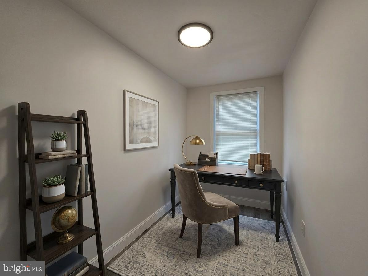 ELMWOOD PARK - Residential