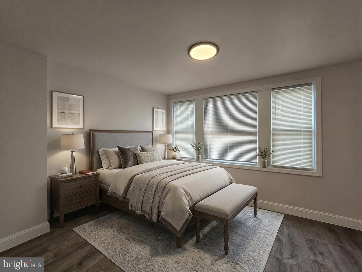 ELMWOOD PARK - Residential