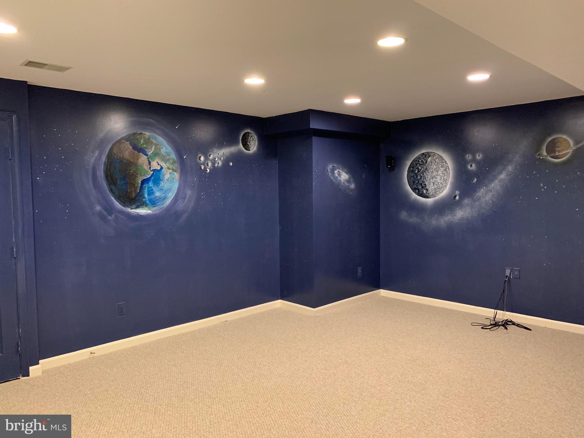 COUNTRY LANE - Residential Lease