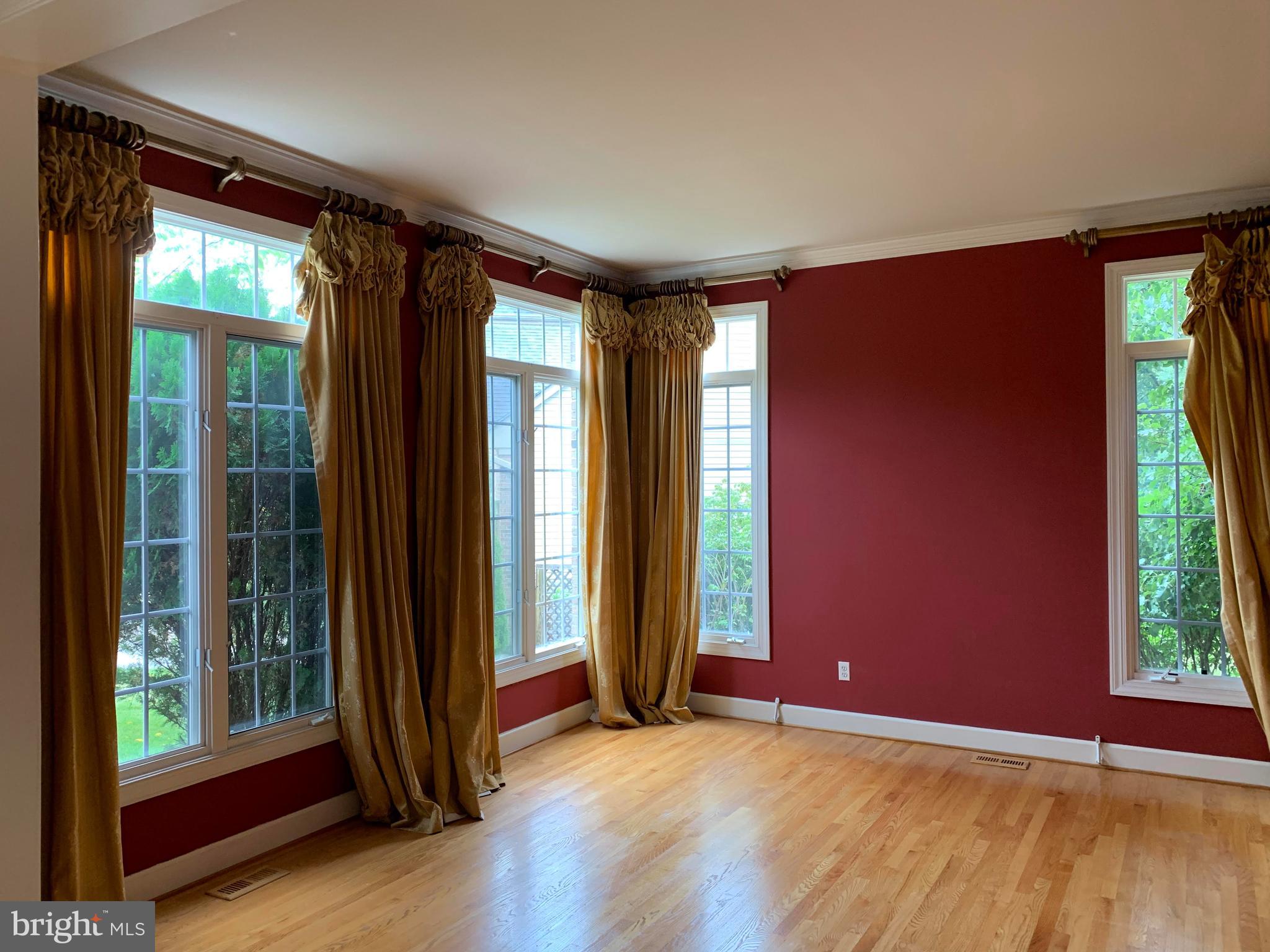 COUNTRY LANE - Residential Lease