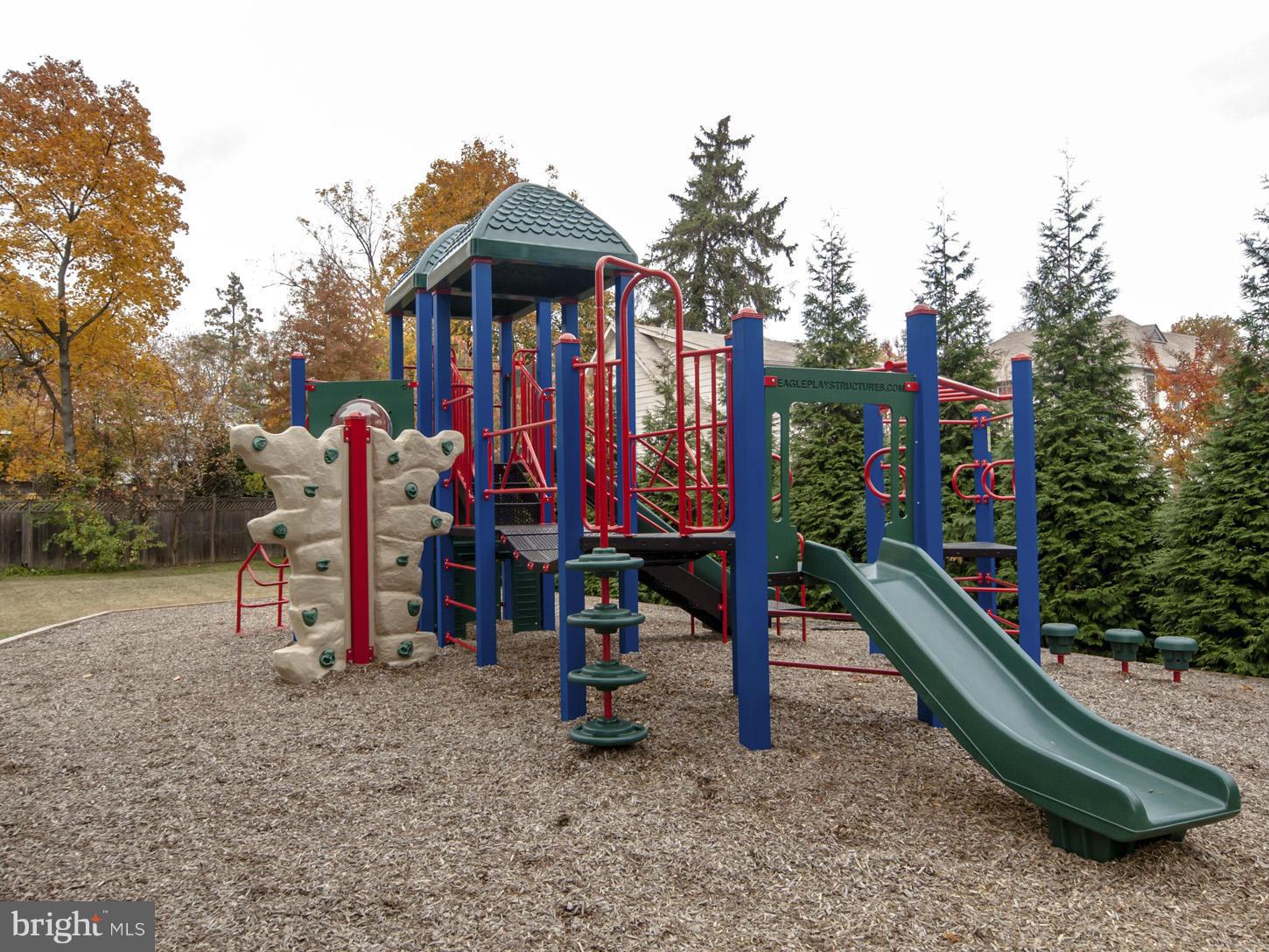 BATTERY PARK - Residential