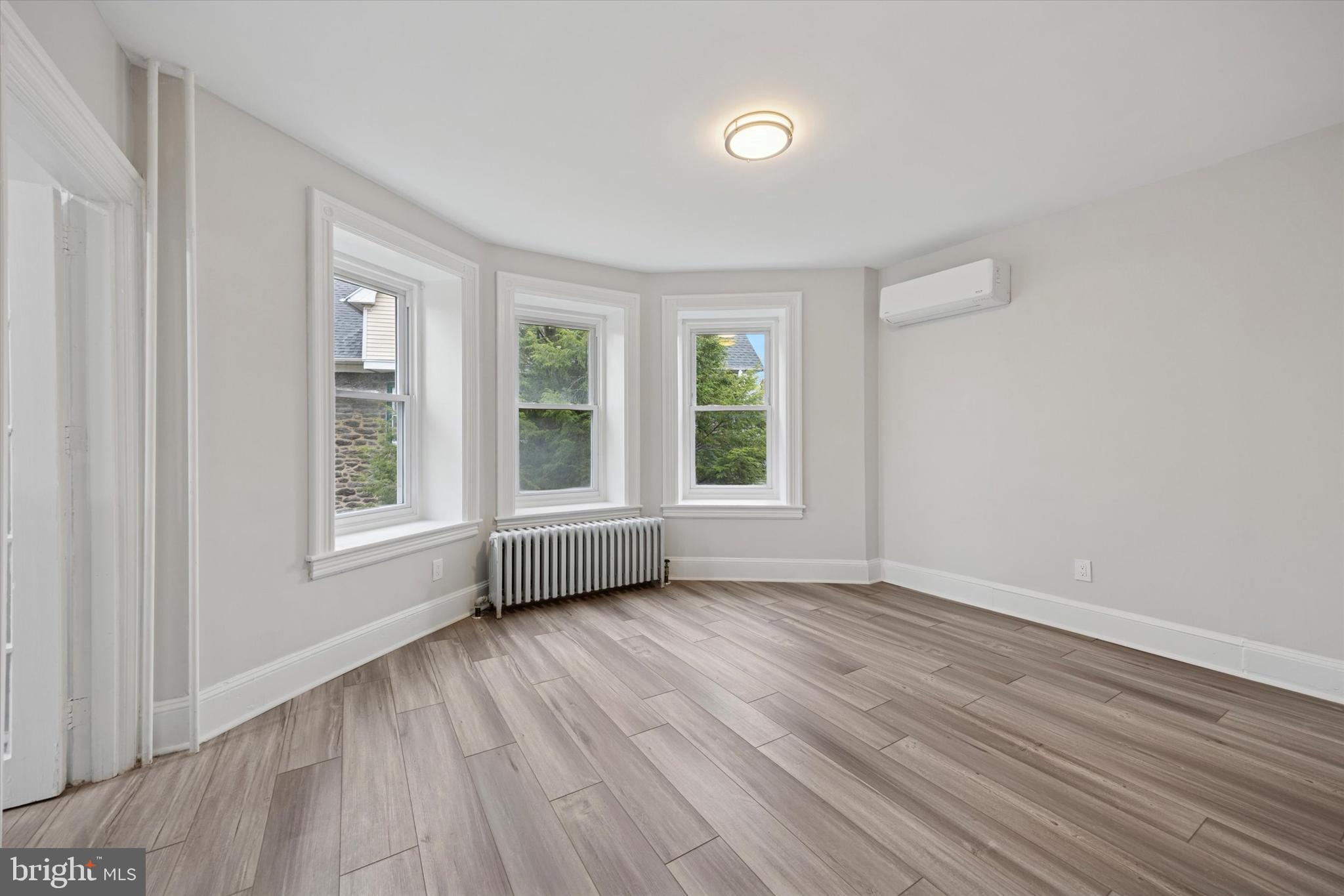 MELROSE PARK - Residential Lease