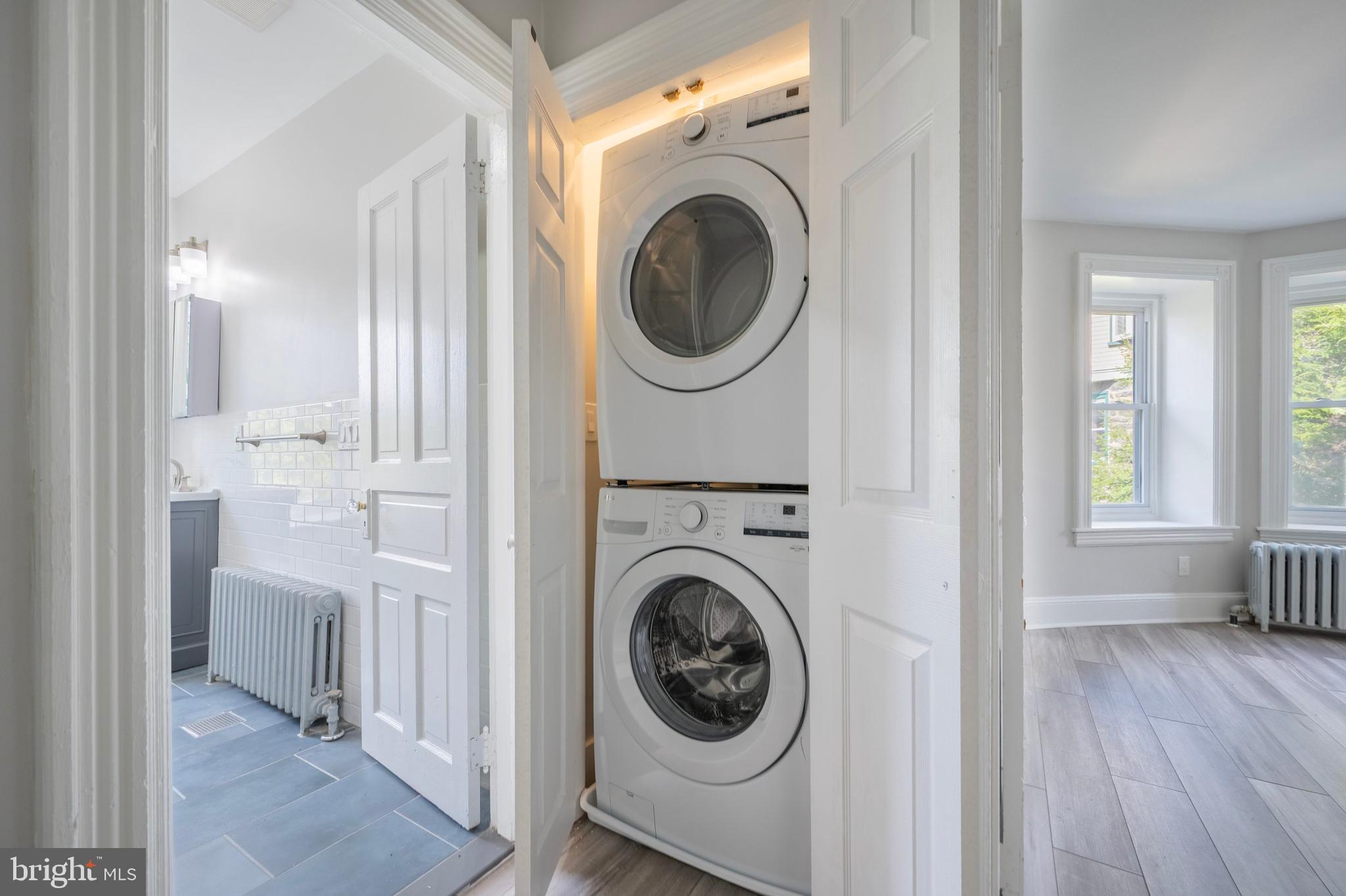 MELROSE PARK - Residential Lease