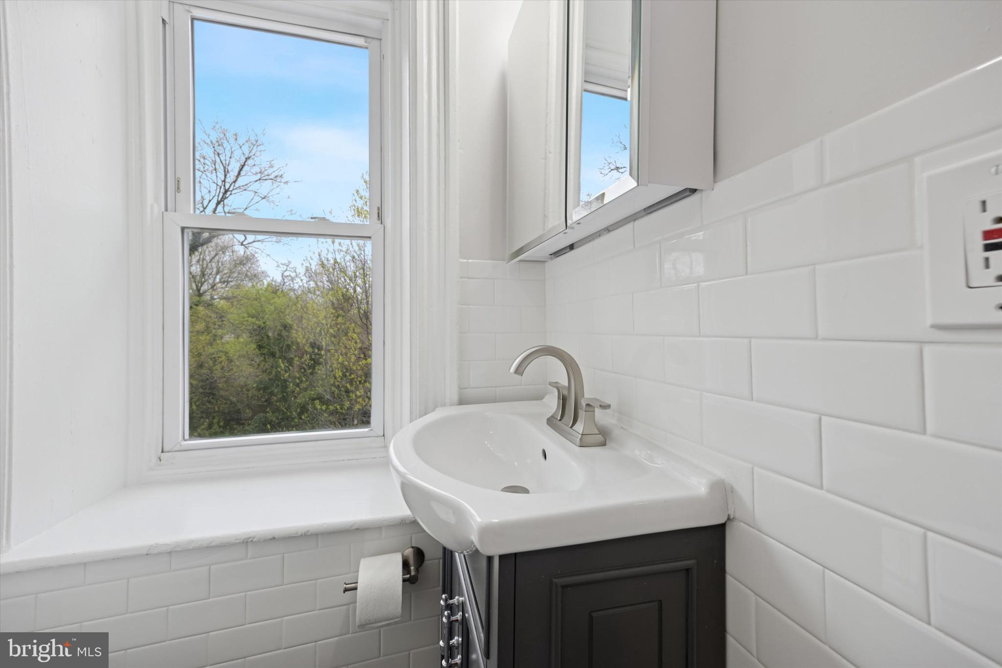 MELROSE PARK - Residential Lease