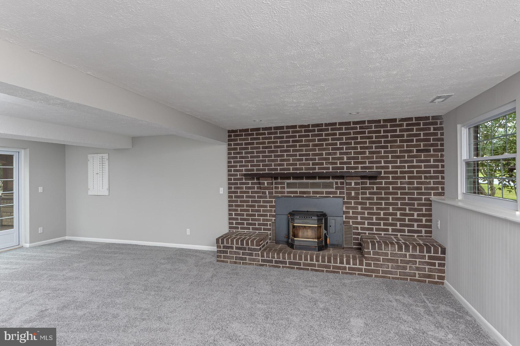 RUMSEY ISLAND - Residential