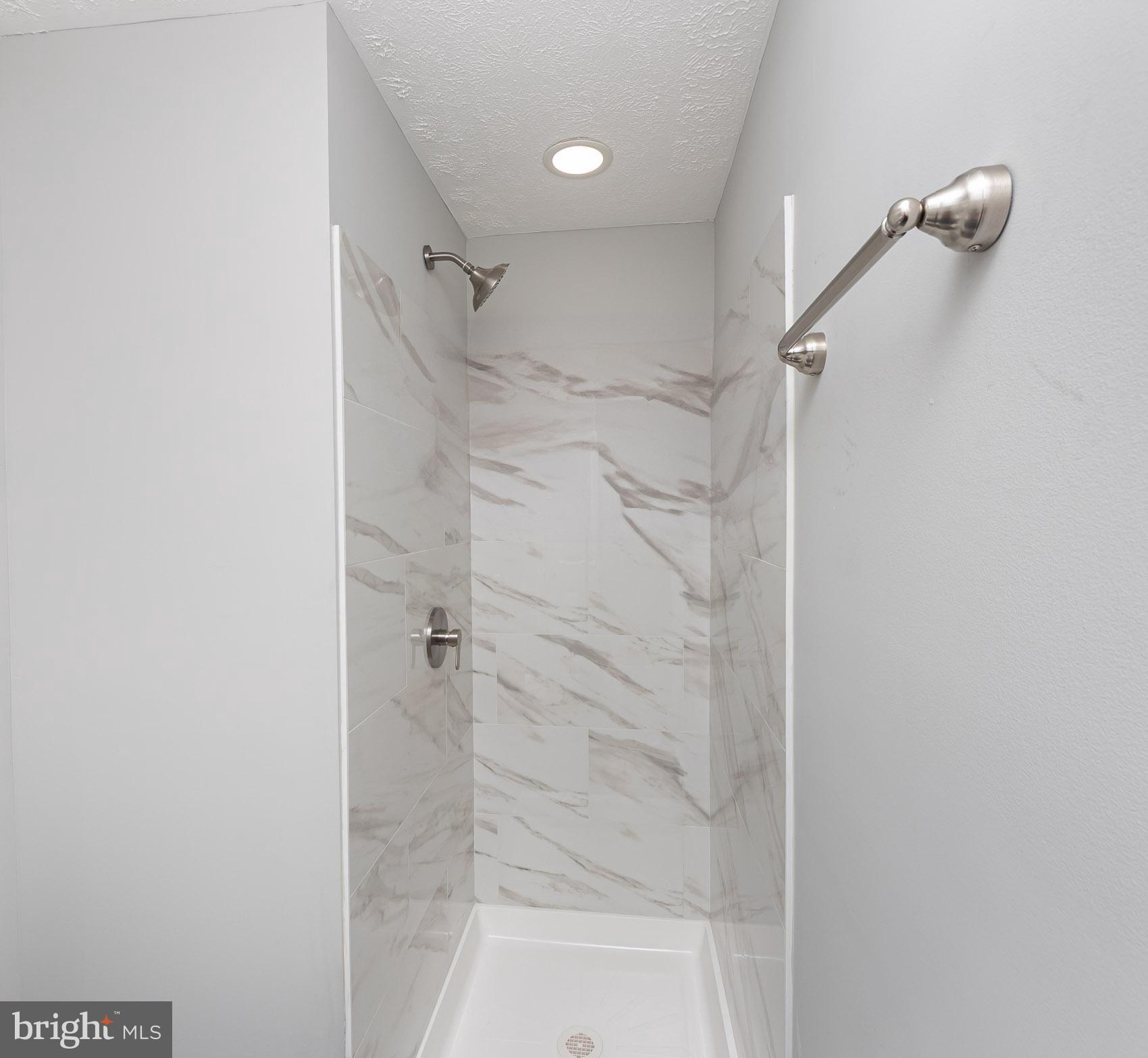 RUMSEY ISLAND - Residential