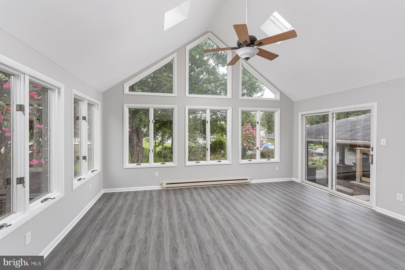 RUMSEY ISLAND - Residential