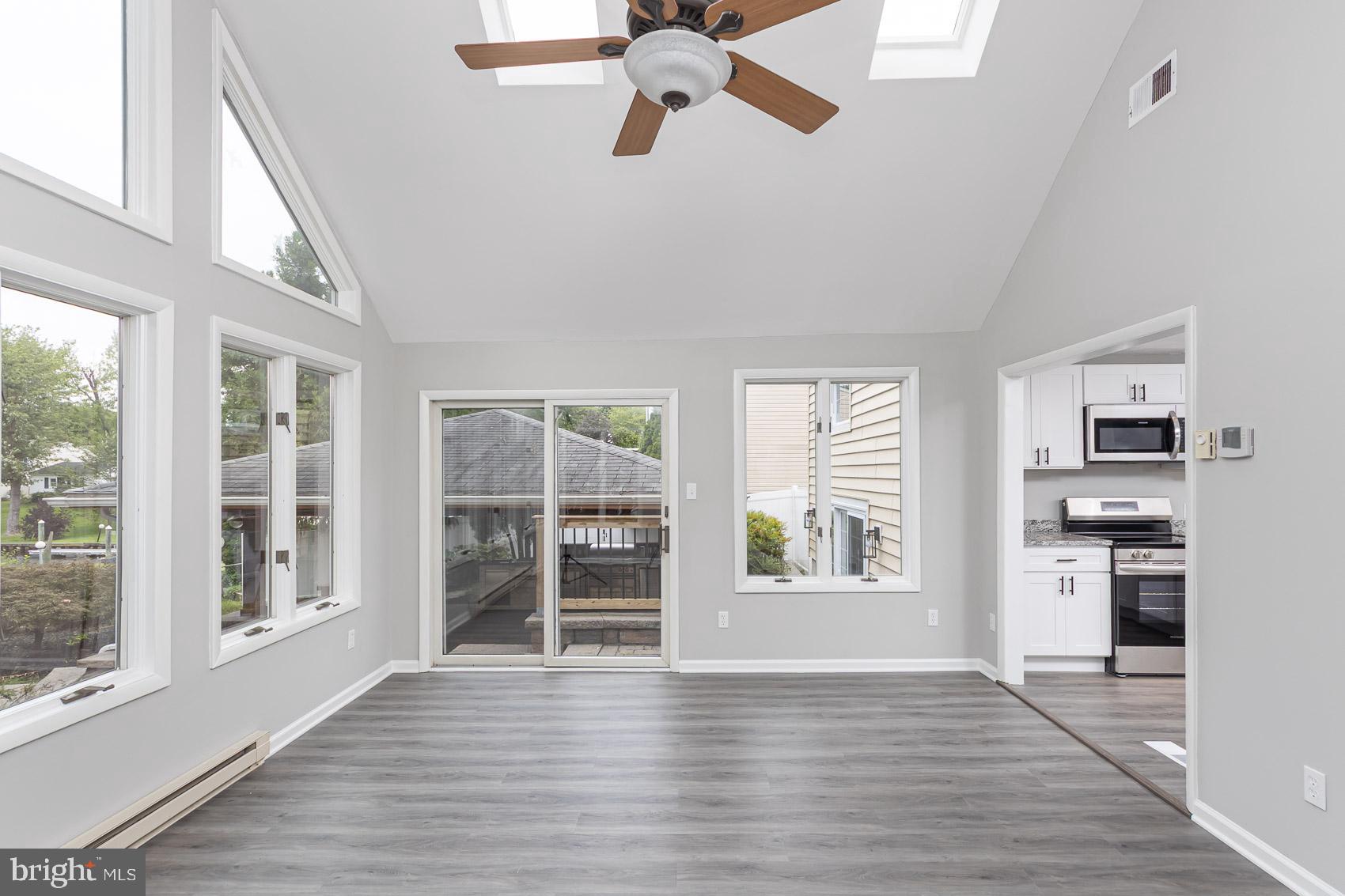 RUMSEY ISLAND - Residential